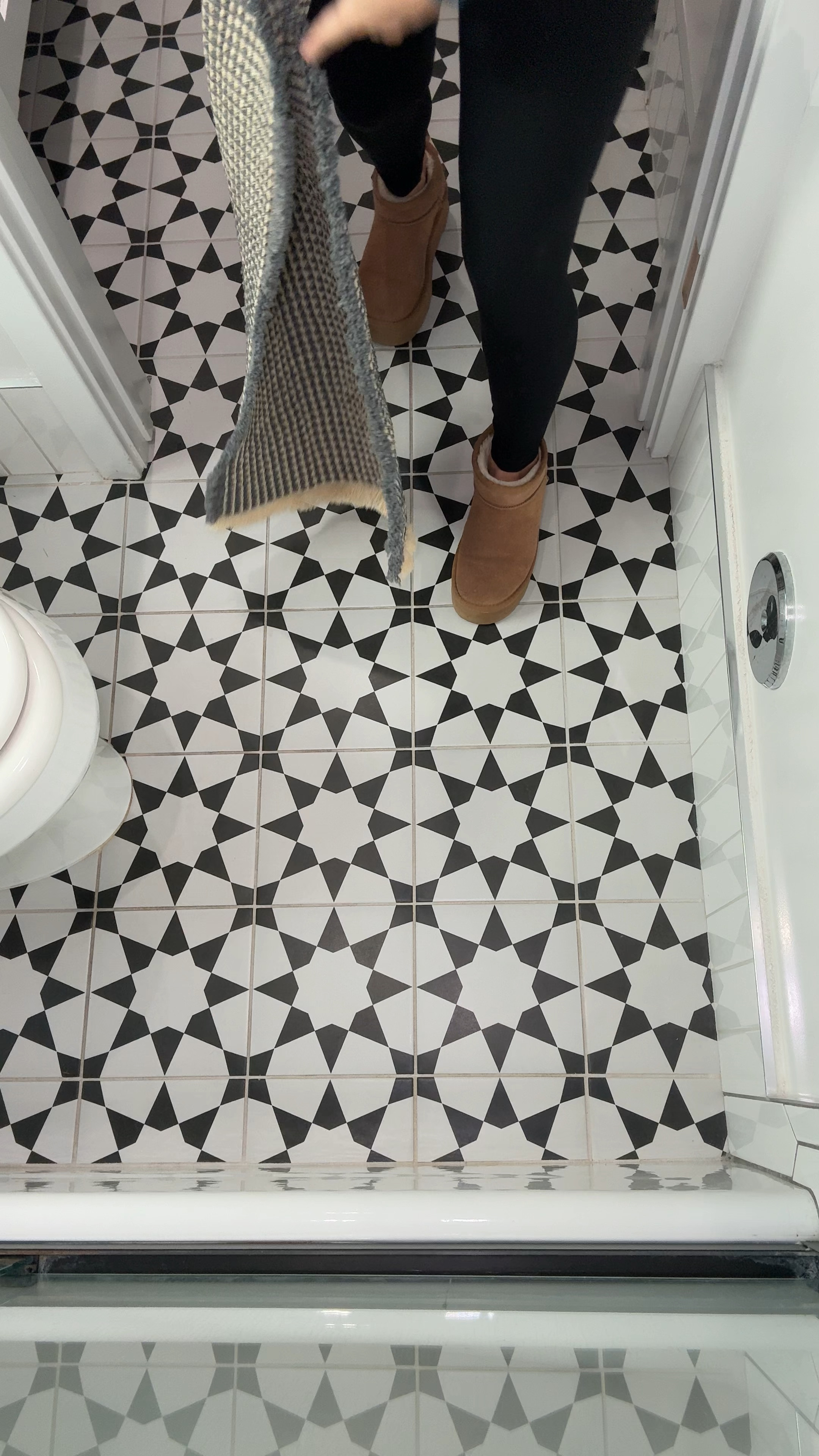 Bathroom essentials 

Waffle bath mat/ bathroom/ rug/ mat

#LTKFindsUnder50 #LTKStyleTip #LTKHome