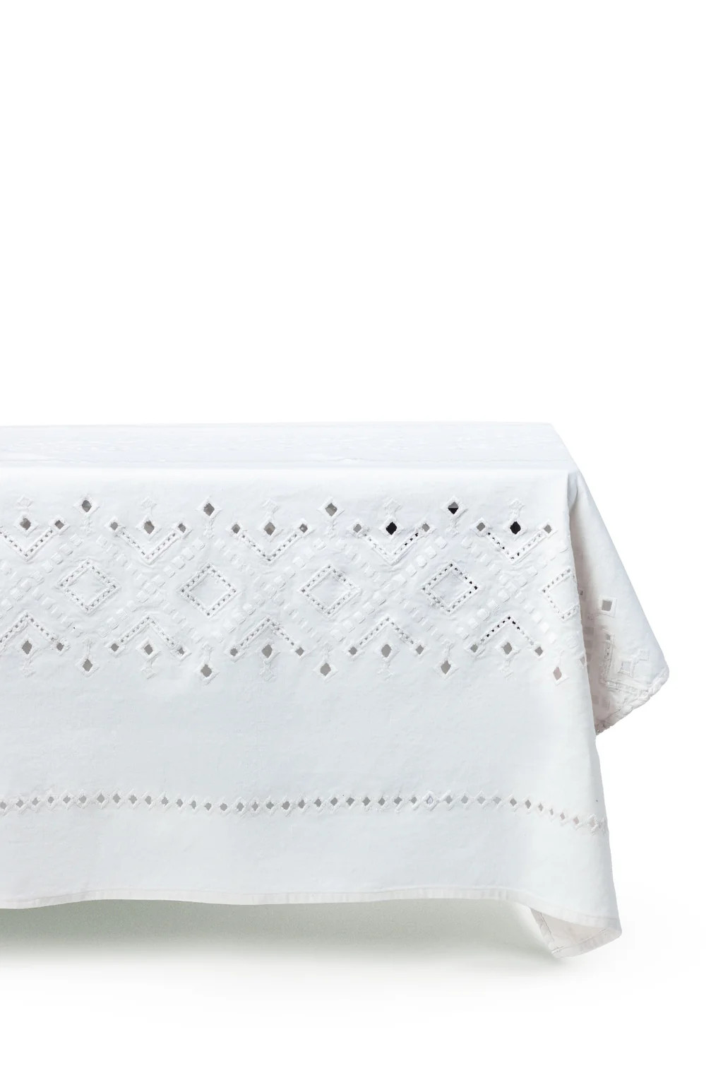 Ojete Rectangular Tablecloth in White | Over The Moon
