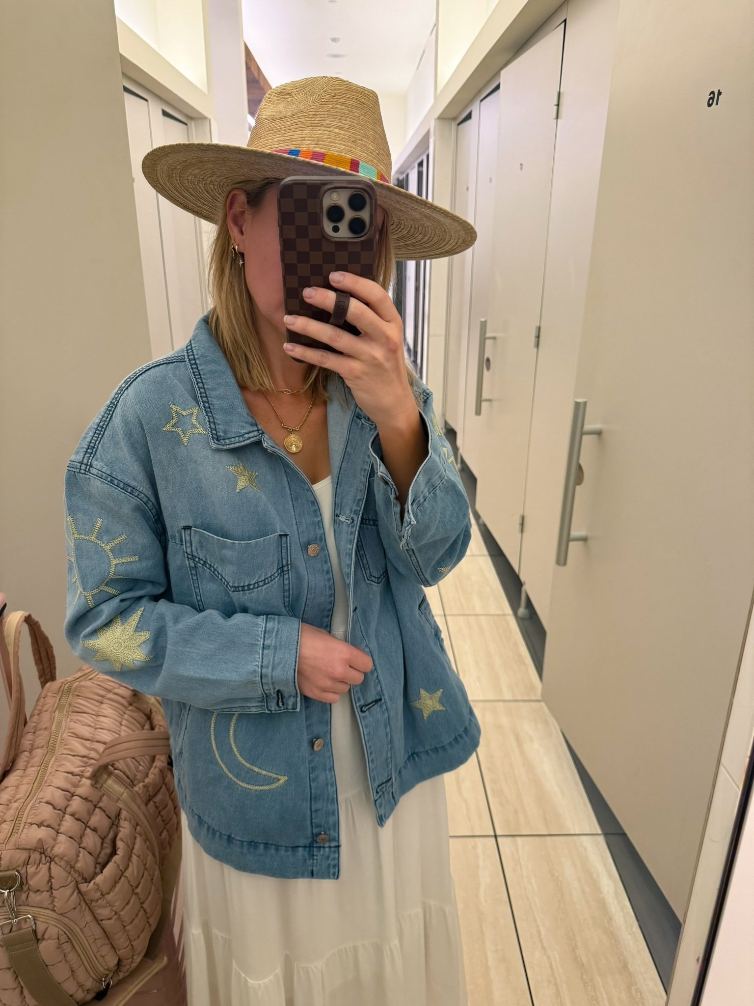 Headed to Mexico for a little getaway! 🇲🇽 

#LTKMidsize #LTKTravel #LTKOver40