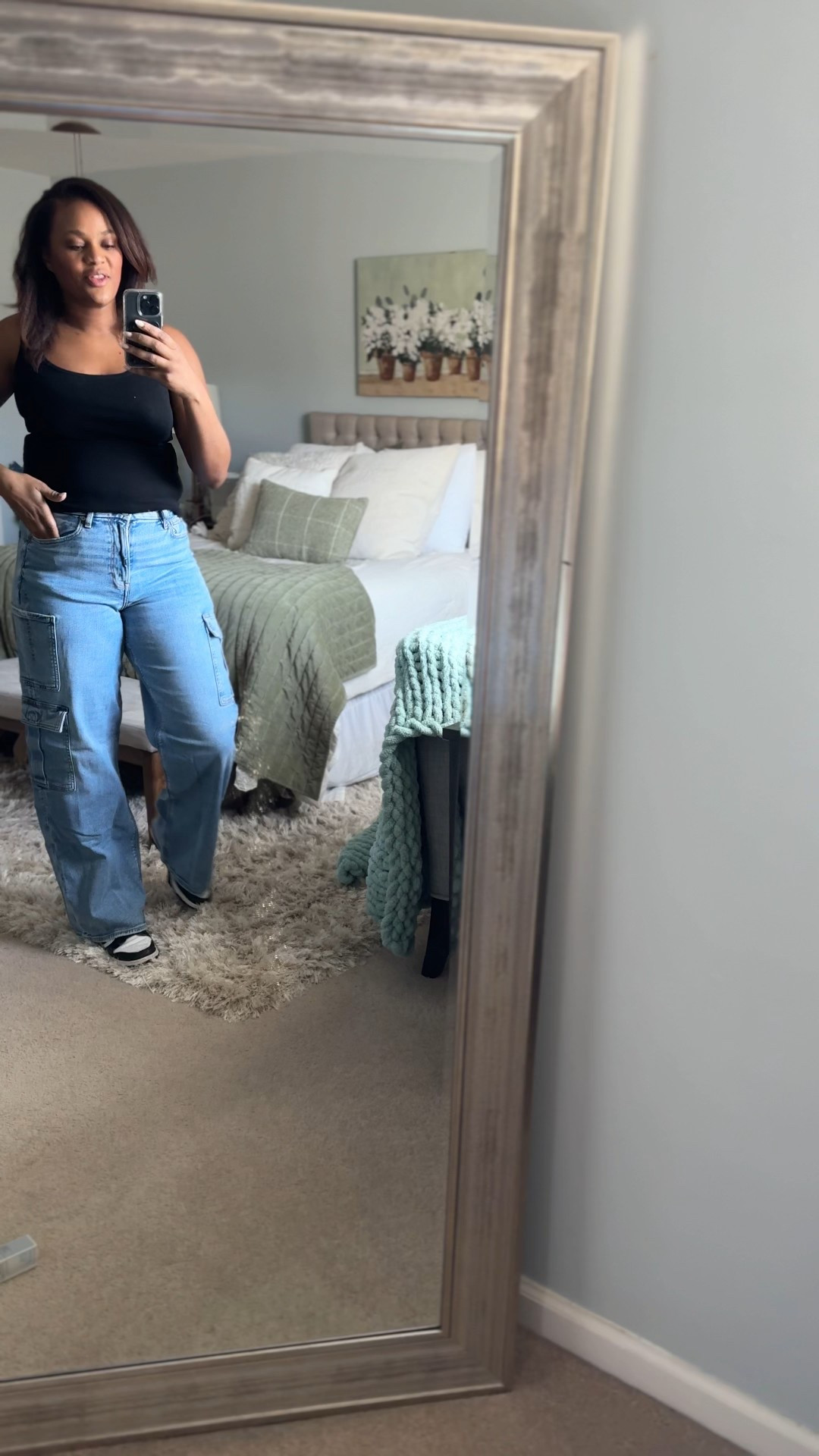 The best jeans! I’ve had these for years and they’re absolutely amazing! Cargo jeans aren’t going anywhere, and these ones are flattering on all body types. 




Cargo jeans, affordable fashion, fall style 
Cargo pants

#LTKMidsize #LTKShoeCrush #LTKSeasonal