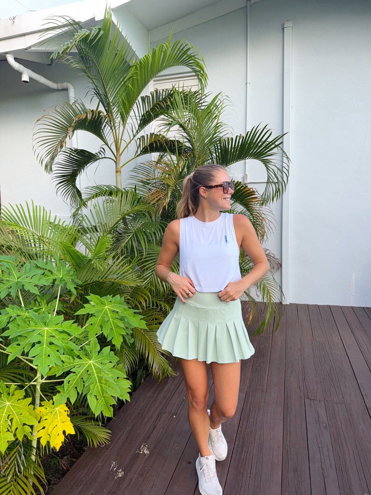 How cute is this little workout set from @shopsouthernsaint ! I will be living in this pleated tennis skirt until further notice! 

Use code MADDIE10 for 10% off your order!

*I am wearing a medium in both the top & skirt! 


#LTKFindsUnder100 #LTKU #LTKActive