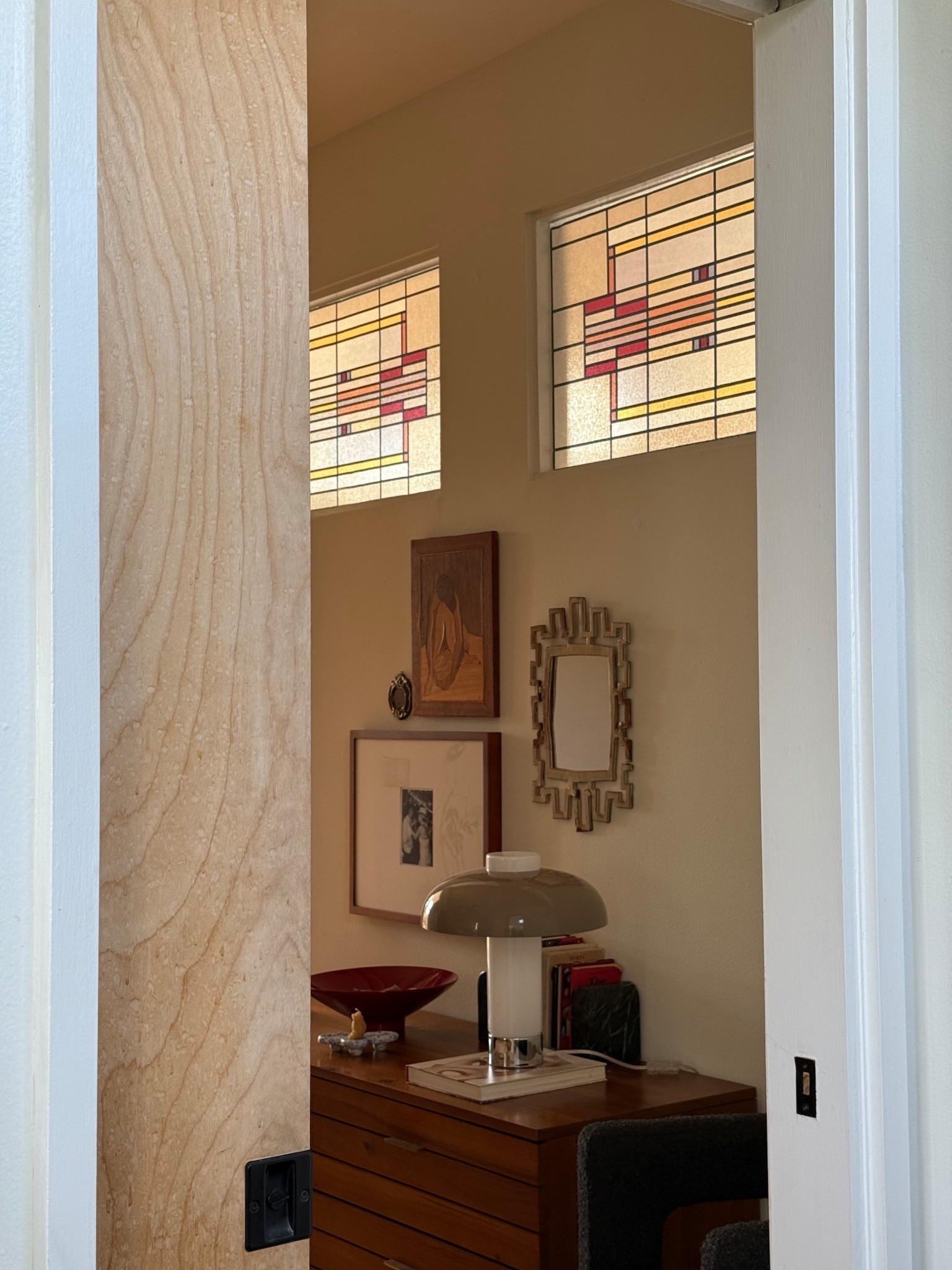 Ok chulos… aquí está. The window film is on and I’m obsessed. It gave me the custom stained glass look I wanted without the $5K price tag or the stress. Installation was way easier than I expected—no fancy tools, no installer, just me and a squeegee.

If you’ve been eyeing stained glass, need to block some light or what awkward windows you don’t know what to do with this is it.

#casainprogress #diycasa #windowfilmreveal #designhack #homedesignideas #budgetfriendlydesign #stainedglasswindow

#LTKFindsUnder50 #LTKHome #LTKFindsUnder100