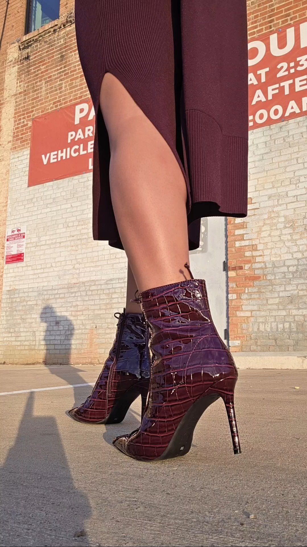 🚨 Walk, don’t run! These chic booties are on sale for $29.99 TODAY ONLY 🤎 Luxury look without the luxury price!

#LTKSaleAlert #LTKFindsUnder50 #LTKvlog