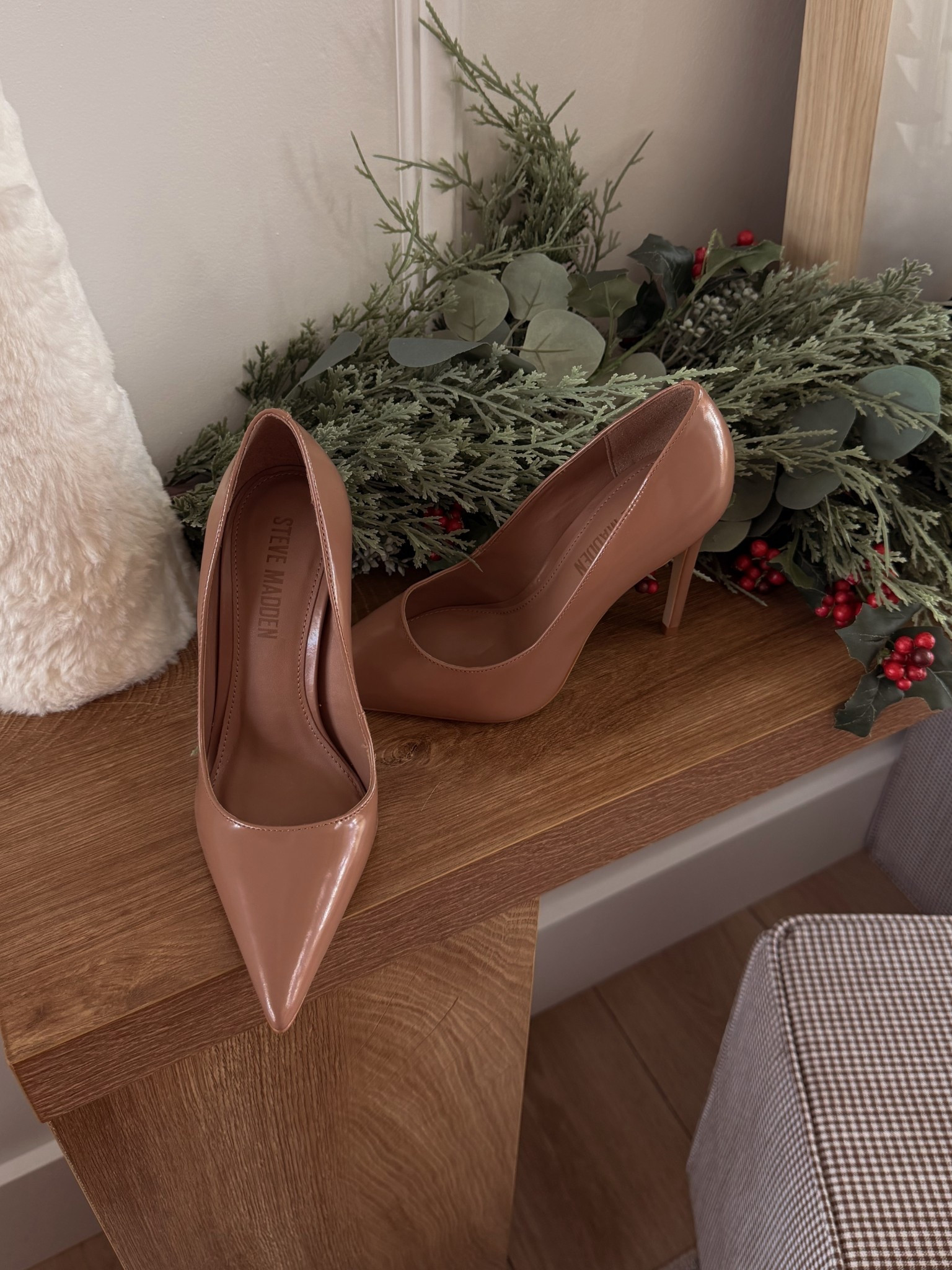 Runs TTS but if anything, size down. 

#LTKStyleTip #LTKFindsUnder100 #LTKShoeCrush