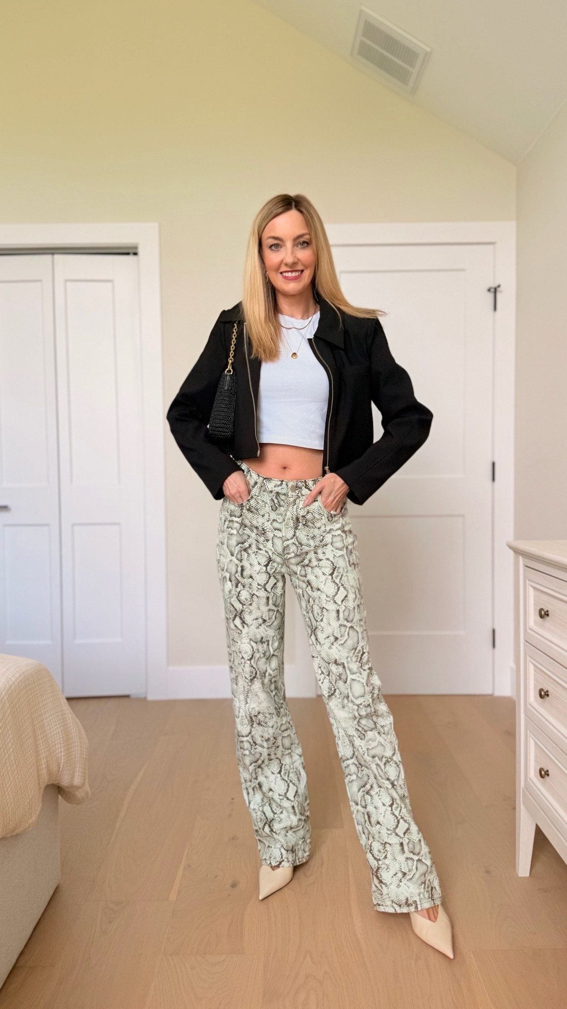 Girls night last Saturday outfit! @Zara snake pants are way easier to style than I thought! Obsessed with this print! 

Fall outfit • snake pants outfit • snake print • ootd

#LTKootd #LTKgrwm #LTKdayinmylife