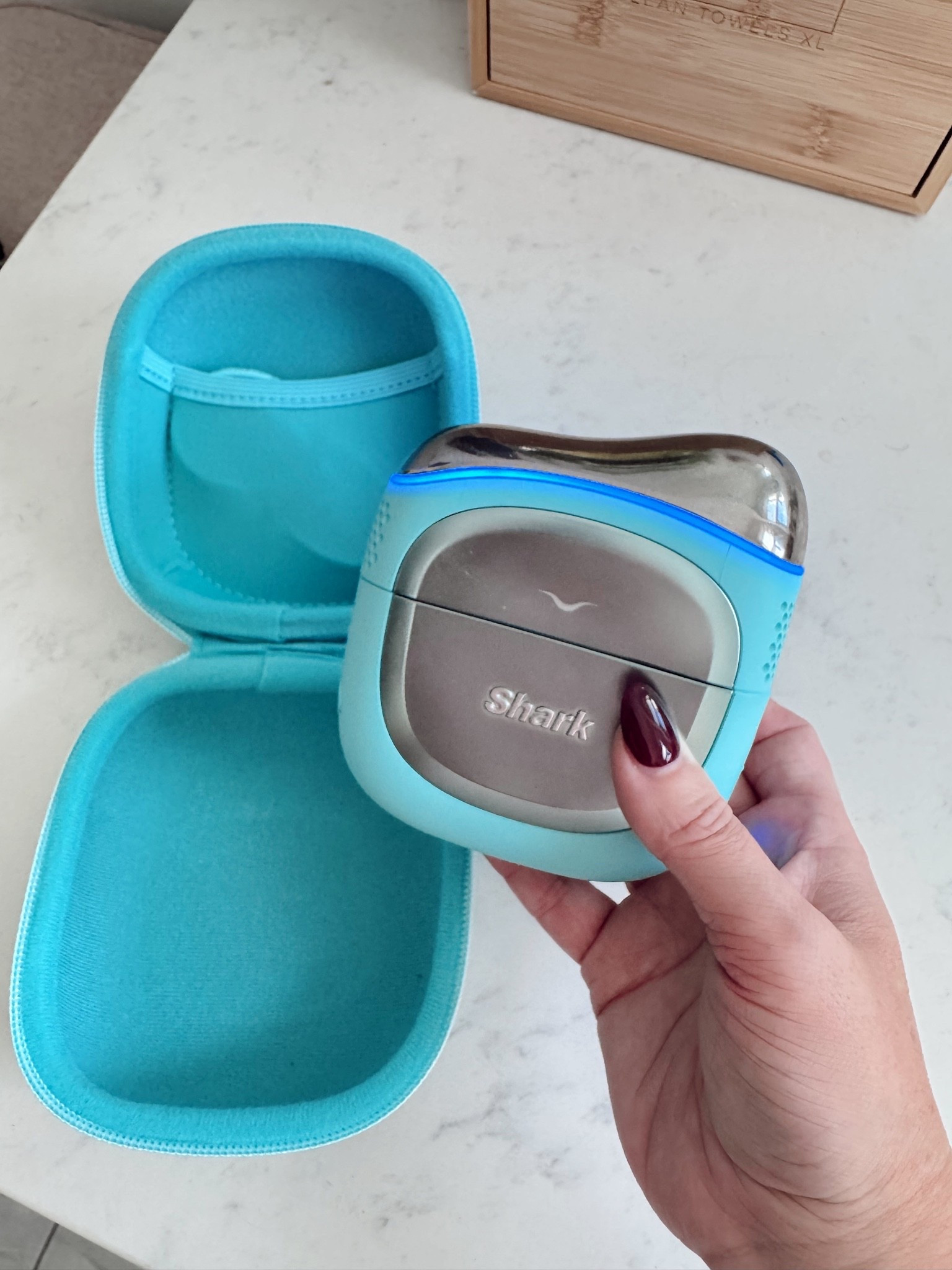 Shark depuffi tool! Has warm and cool settings and works great on your face, neck, and shoulders!! Also a great gift idea!