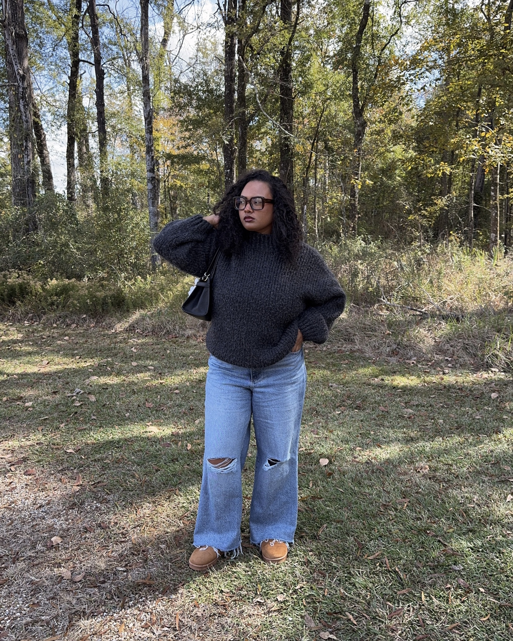 cozy fall outfit idea! 🧸🖤🍂 

#LTKSeasonal #LTKCyberWeek #LTKMidsize