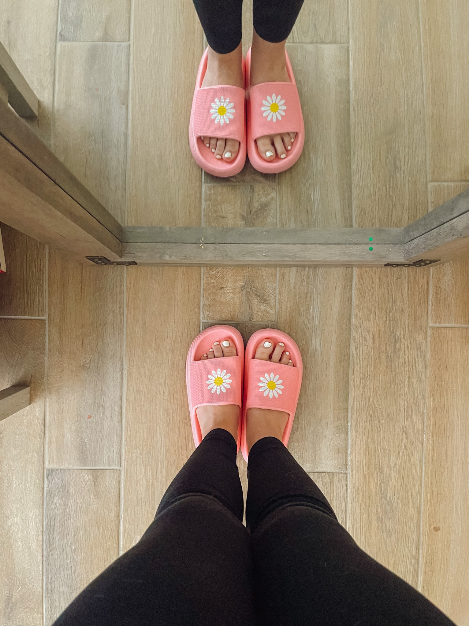 Daisy slides are too cute for the summer! 🌼 Use my code June20 for 20% off! 

#Daisy #SummerVibes #Slides #FitCheck #ShoeFind #PinkDaisy #PinkLily #PinkLilyAmbassador 

#LTKshoecrush #LTKunder50 #LTKstyletip
