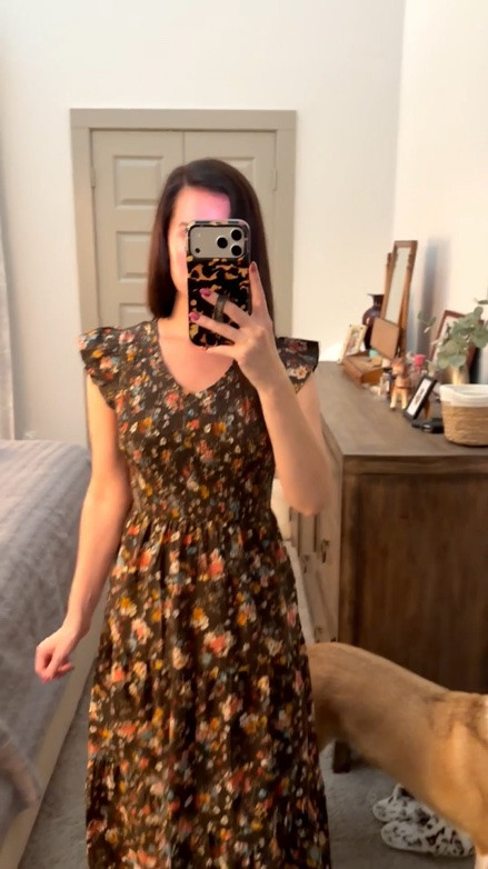 Amazon // floral dress // fall ootd // Amazon fashion finds // under $50 // fall dresses // dresses // brown dress // maxi dress // Amazon finds