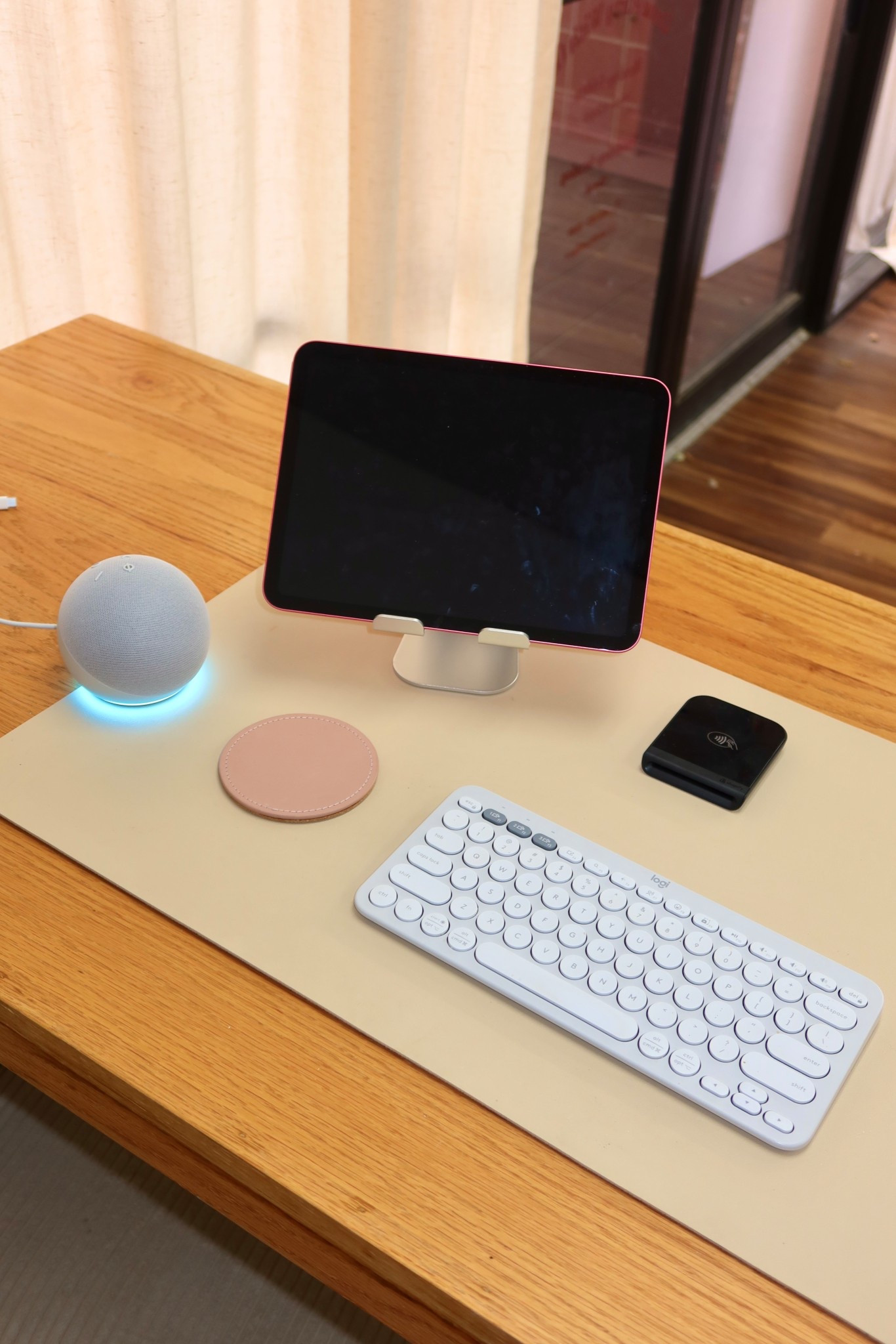 Front desk office supplies! 
iPad + holder 
Alexa echo dot 
Shopify card ready
Keyboard + mat 

#LTKHome