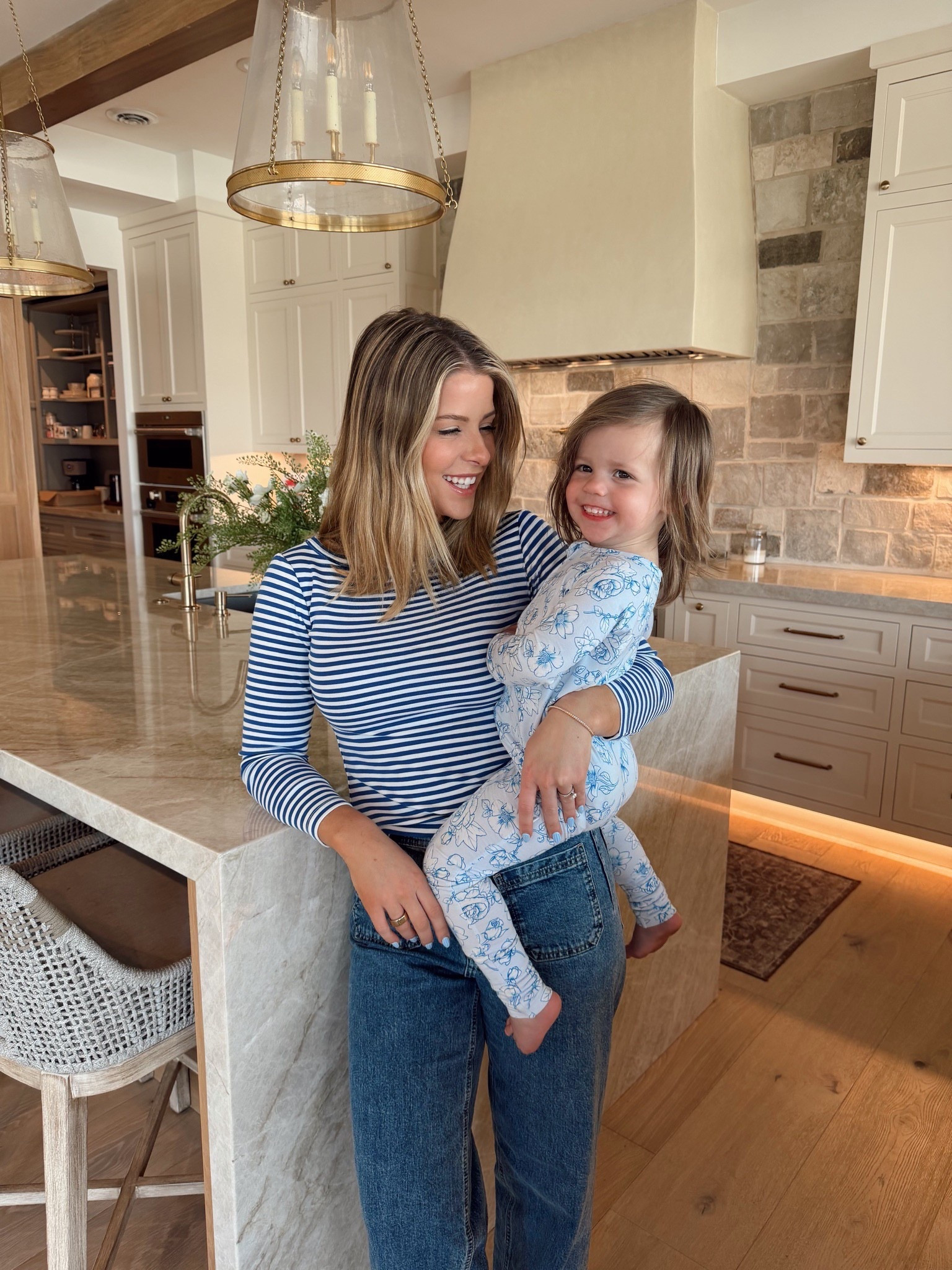 Spring transition casual everyday outfit! 

#LTKootd #LTKgrwm #LTKSeasonal