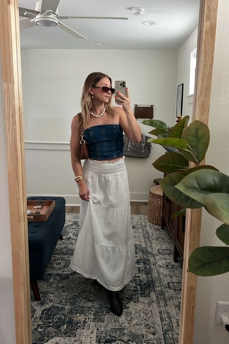 4/12/24 Spring concert outfit of the night 🫶🏼 Spring concert outfit, summer concert outfit, country concert outfit, flowy skirt outfit, denim tube top, denim top, cowgirl boots, brown cowgirl boots, concert outfit ideas, festival outfits, stagecoach outfits, stagecoach festival outfit ideas