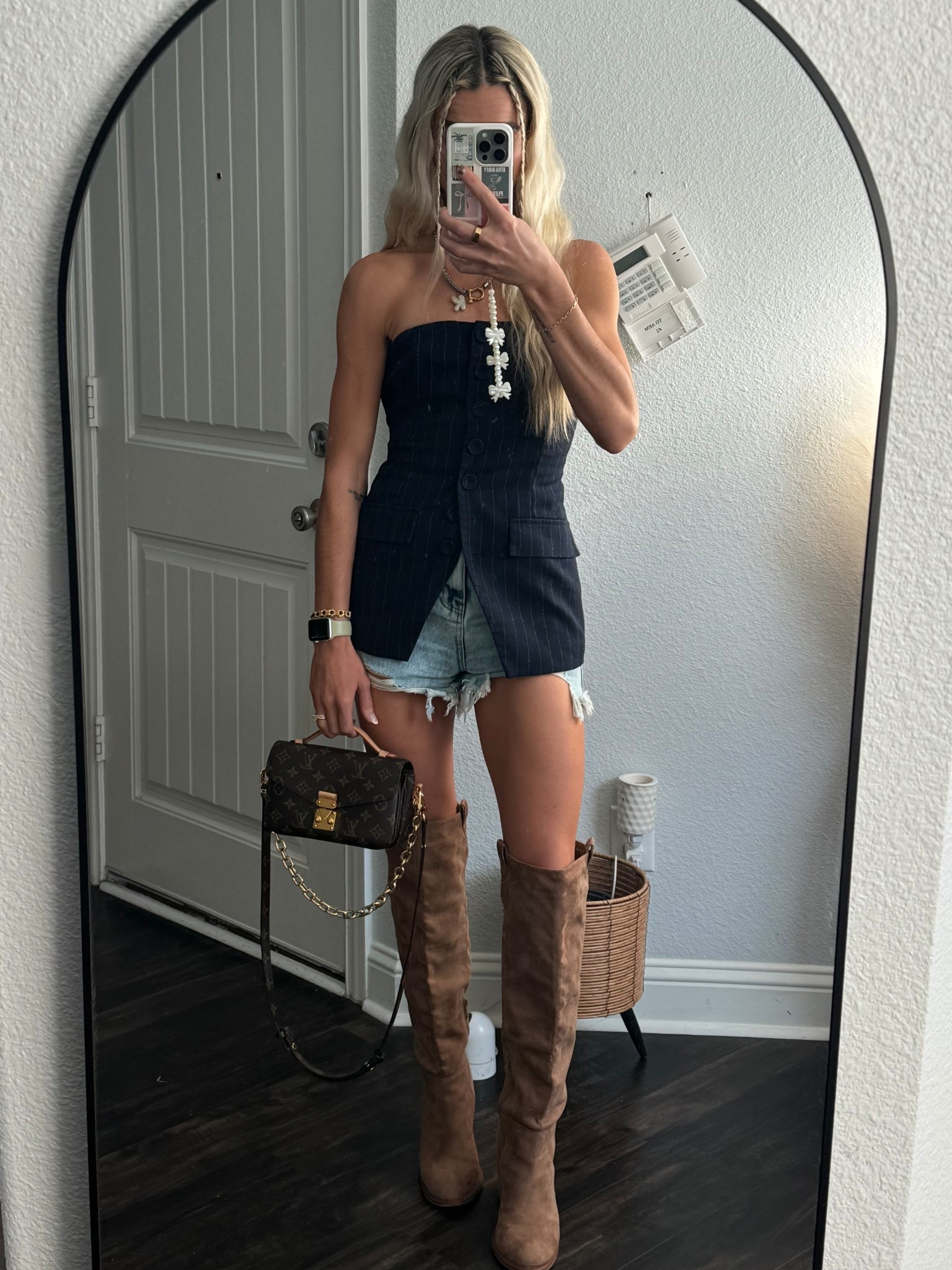 fall dinner outfit inspo

#LTKStyleTip #LTKFindsUnder100 #LTKSeasonal