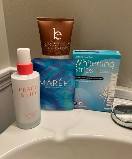 My 4 Favorite Products for Summer ☀️

• Lumineux Whitening Strips 
• Maree Eye Gels 
• Beauty by Earth Self Tanner
• Peach + Lily Glass Skin Veil Mist 

#LTKFindsUnder50 #LTKBeauty #LTKGiftGuide