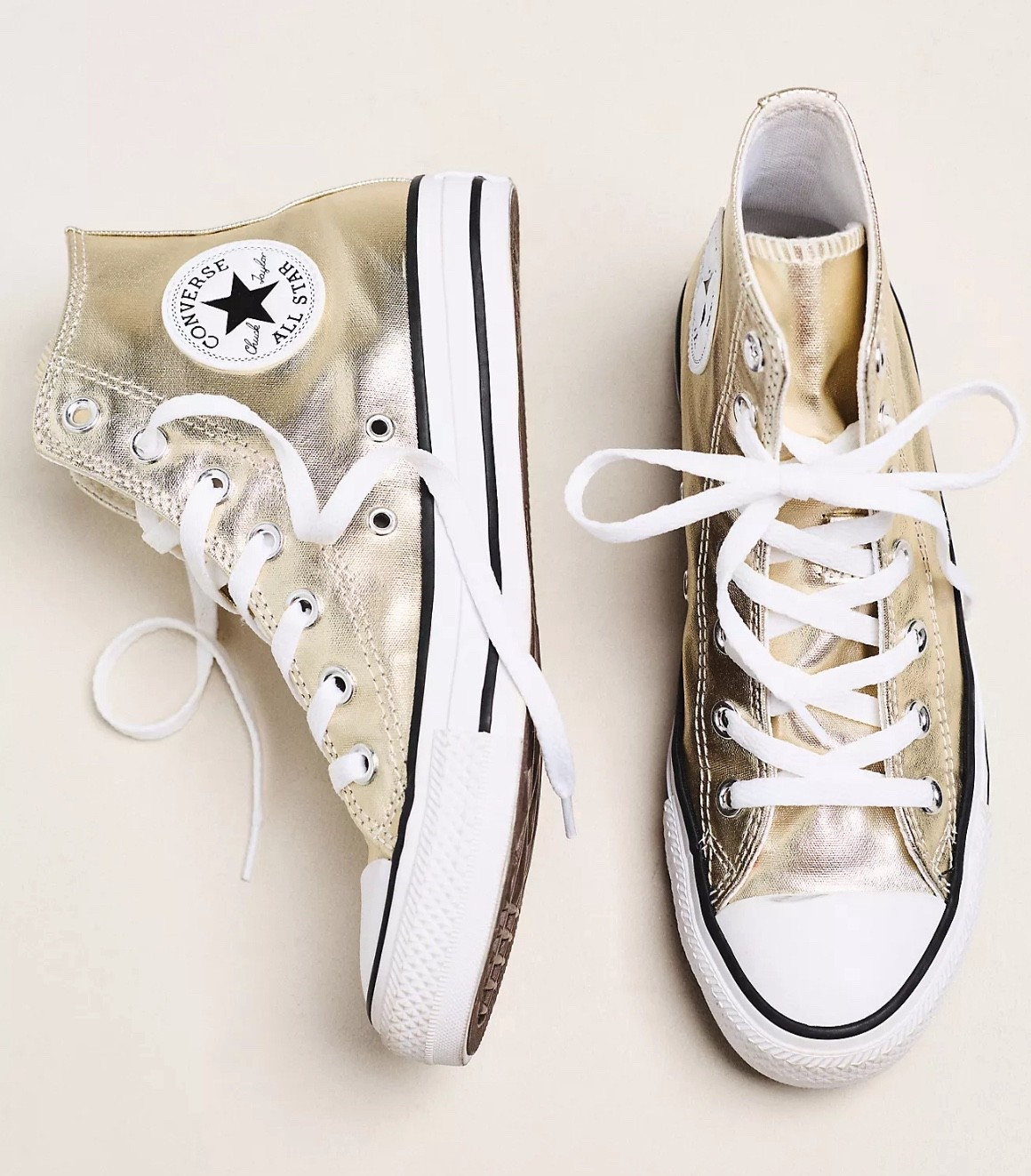 Sneakers I’m loving right now!

#LTKootd #LTKGiftGuide #LTKHoliday