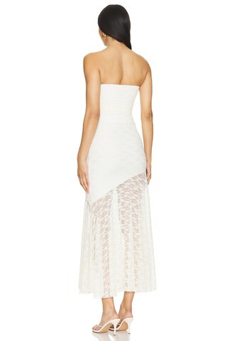 Nylah Maxi Set in Cream | Revolve Clothing (Global)