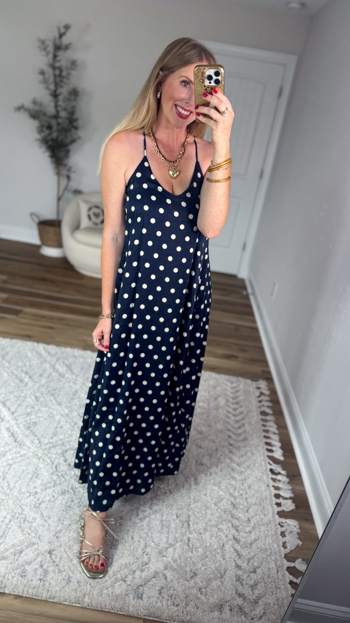 Weekend Walmart Wins try on 
Polka dot maxi dress- small