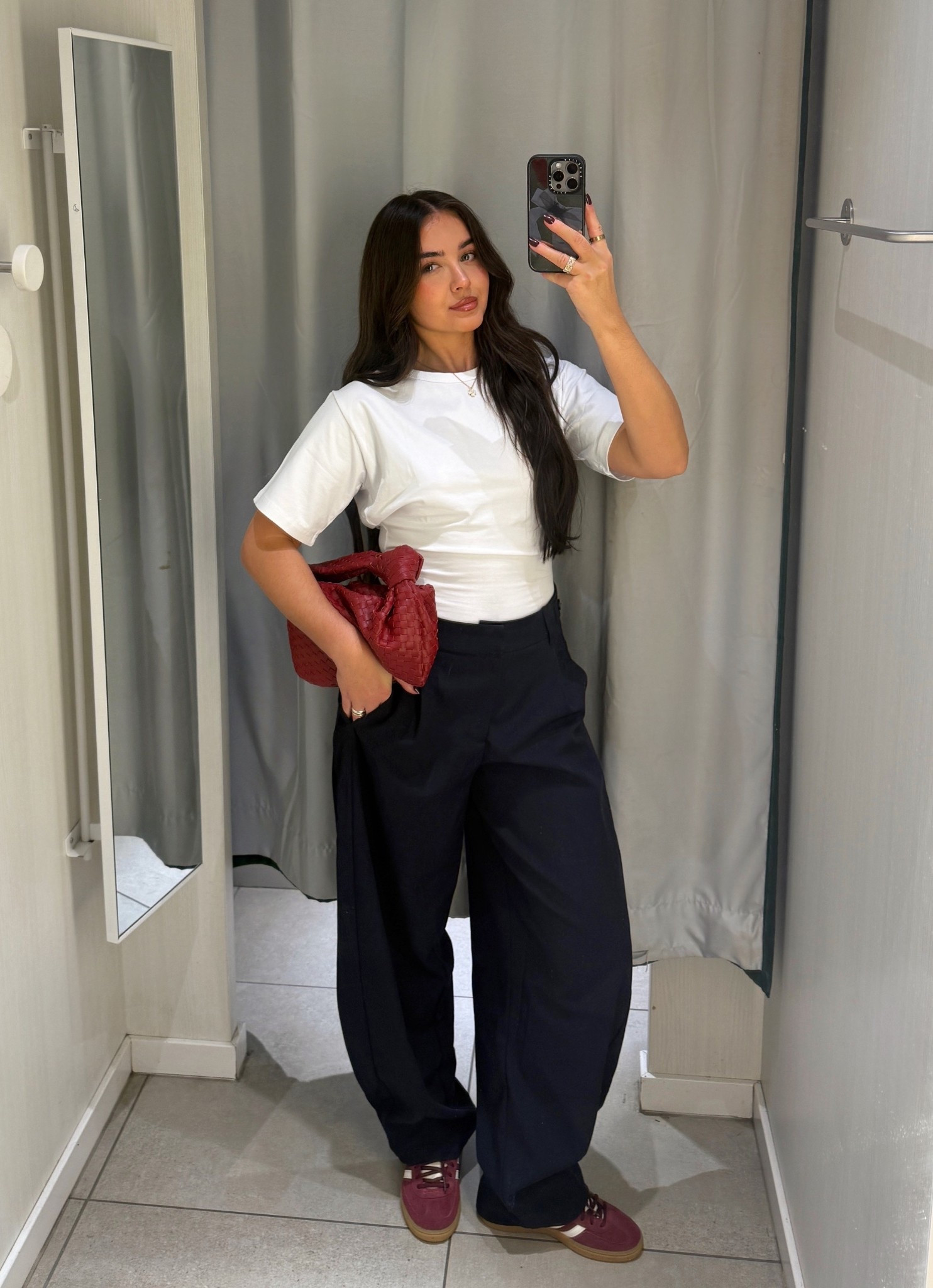 basic outfits > 

[ street style, adidas spezials, outfit check, basic fashion, ootd ] 

#LTKstyletip #LTKmodest #LTKuk