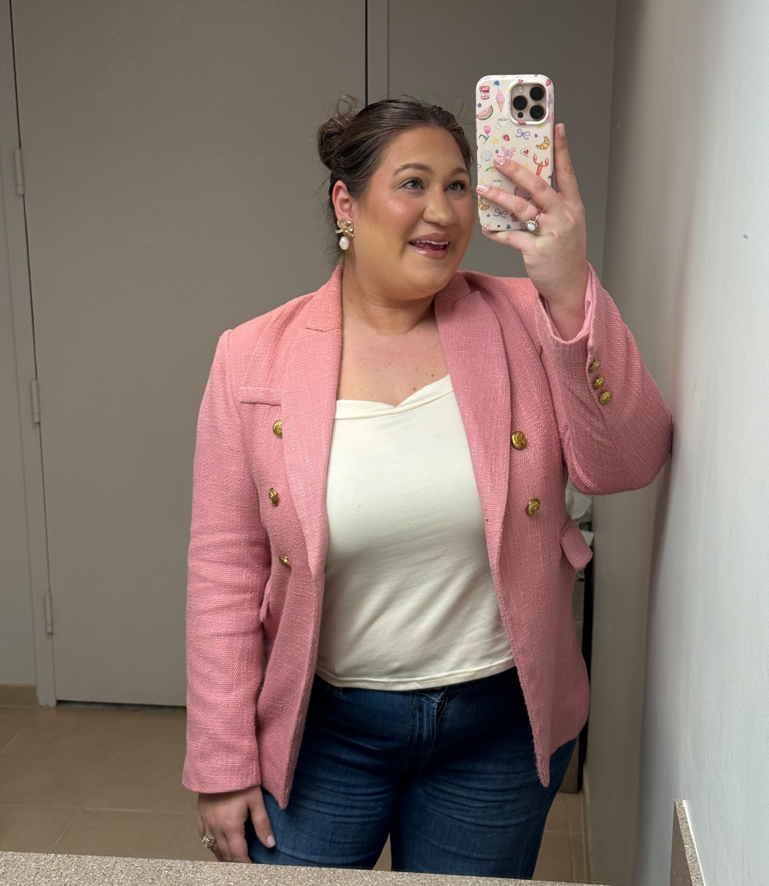 Casual Valentine’s Day workwear 

#LTKValentine #LTKWorkwear #LTKMidsize