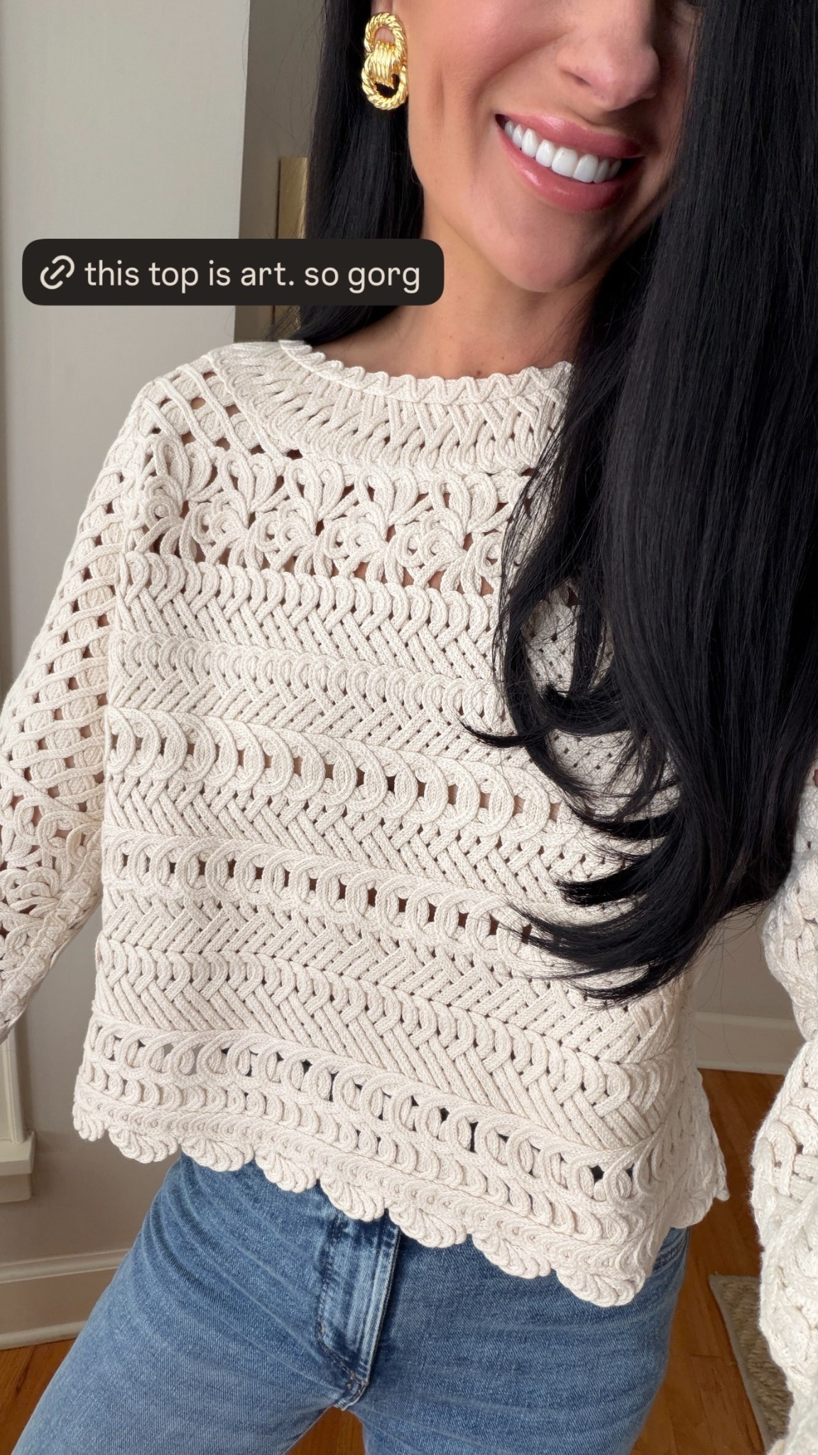 This top is art. So gorg
