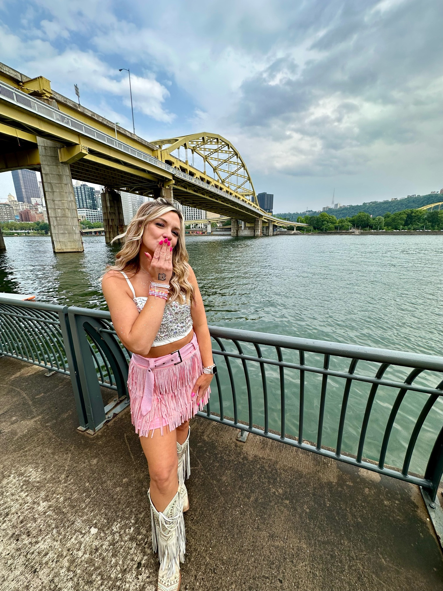 The perfect concert or music festival outfit 

Concert | music festival | Taylor swift | Kelsea ballerini 

#LTKStyleTip #LTKParties #LTKMidsize