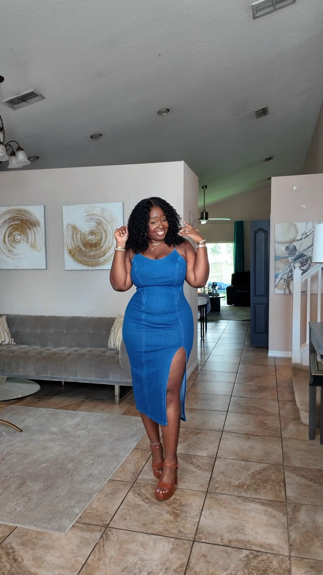 Rainbow did their thing with these dresses!! All under $25! 

Sizing:
Denim- L
Black/white - XL
Blue print - XL



#LTKFindsUnder50 #LTKPlusSize #LTKMidsize