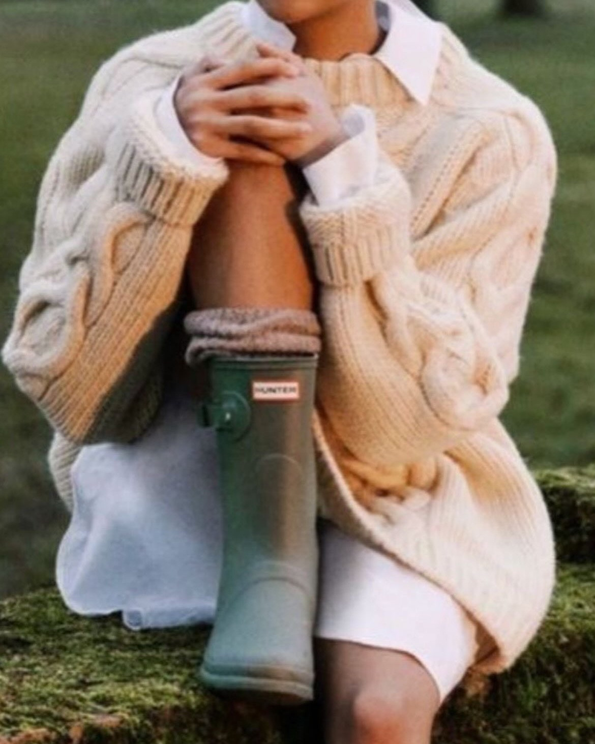 “Fish Girl” Summer Stills!! 🐟 🎣 My favorite mood board so far! 

Fish girl summer, officially in session 🎣🌊 There’s something about this fisherman-core moment — the chunky knits, the Hunter boots, the salty hair — that just feels like home! Nautical but make it chic. Give me a boat, a striped tee, and golden hour and I’m unbothered all season long ⚓️ I think this just might be my favorite mood board to date. 🐟🐠🎣

fisherman core, fish girl summer, coastal grandmother, nautical style, boat chic, striped tee, deck shoes, chunky knit, salt air, harbor style, boating outfit, coastal aesthetic, summer style inspo, New England summer, waterfront style, sailor style, marina outfit, coastal living, seaside chic, boat day outfit, breton stripes, dock style, yacht casual, coastal fashion, Rowayton summer

#fishgirlsummer #fishermancore #coastalgrandmother #nauticalstyle #coastalliving