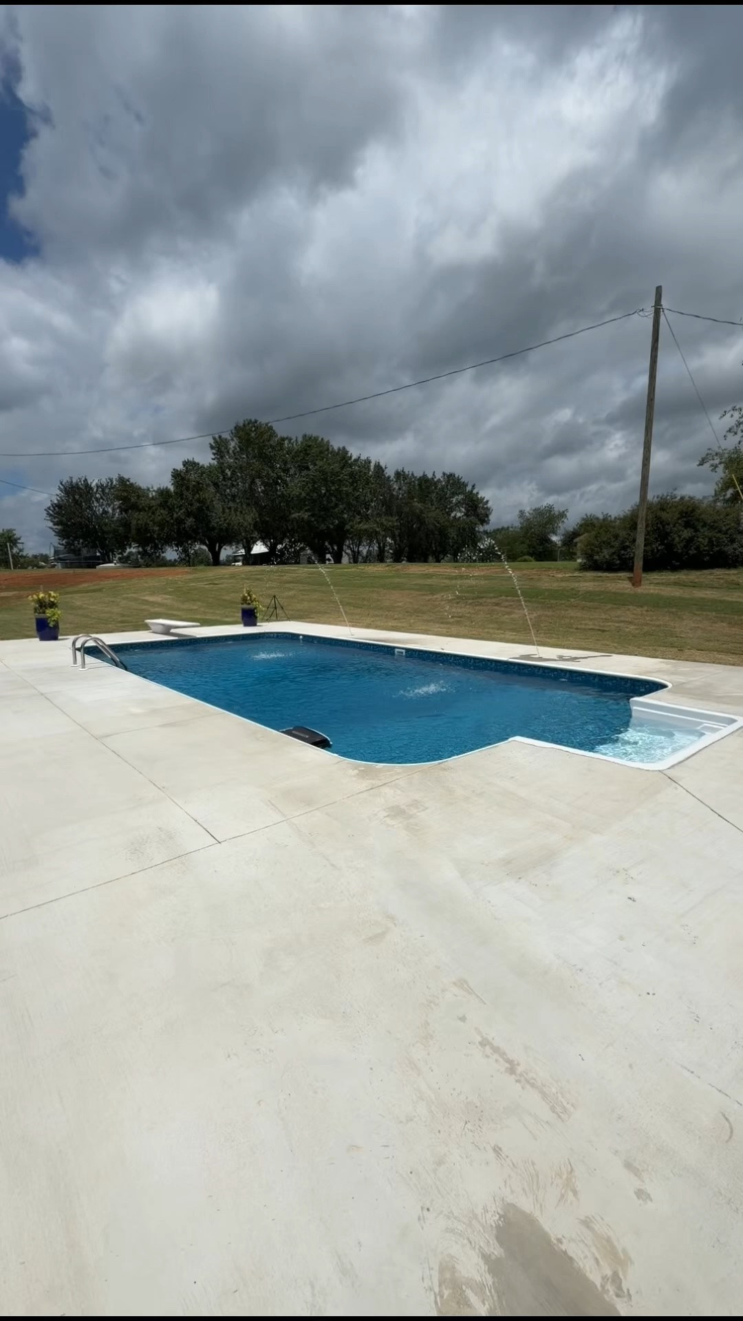 Our pool and patio details/ decor!! #swimmingpool #ingroundpool #pooldecor #patiodecor #poolside #patiofurniture

#LTKvlog #LTKHome #LTKSwim