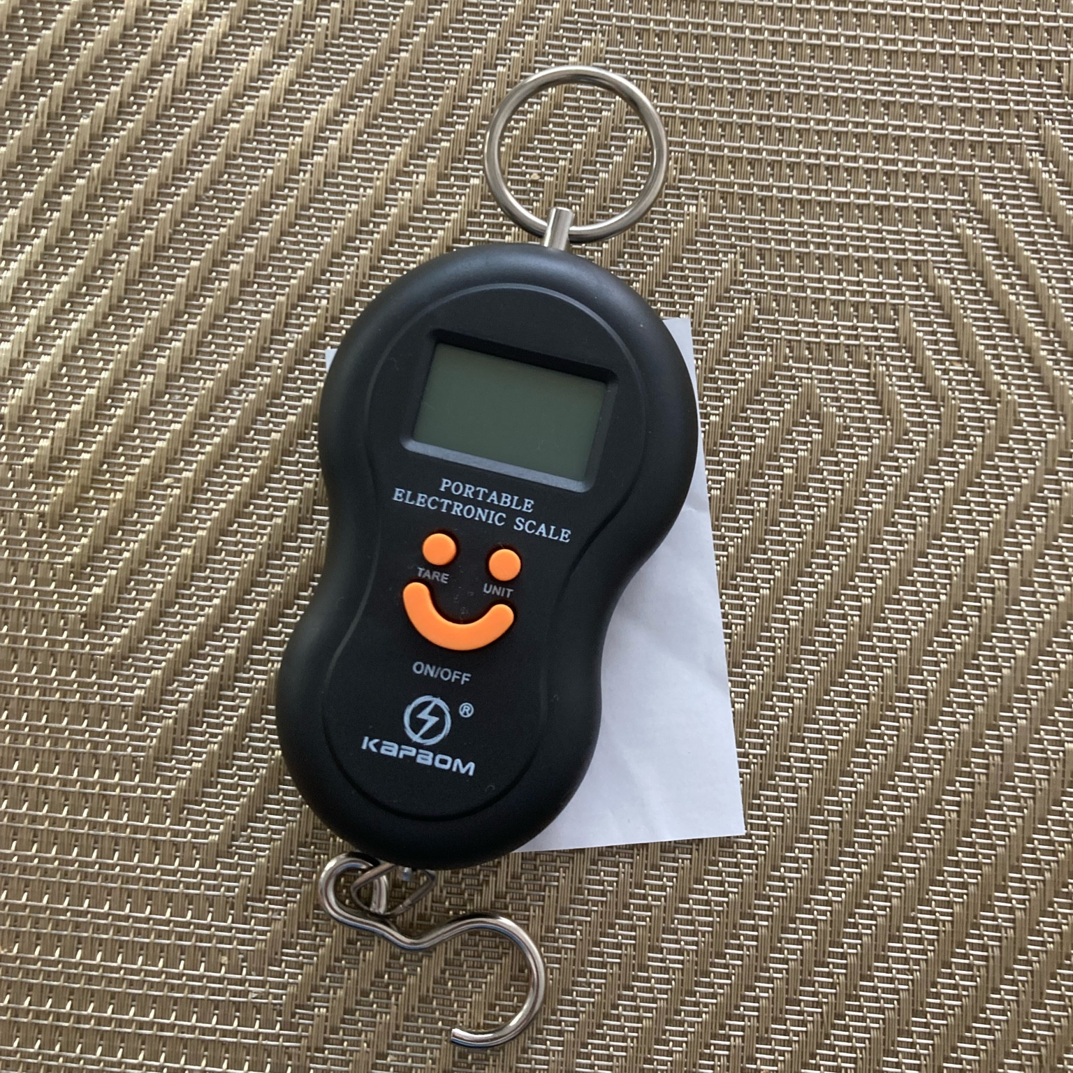 Contagem regressiva para as férias e esse é o primeiro item que eu quero falar com vocês. 
Balança pra viagem pra mim é imprescindível. Dia 31/12 voltando do Chile eu e meu noivo ficamos com as malas abertas no aeroporto fazendo malabarismo com as malas! 🤡 Nunca mais! Alguém aí já passou por isso?

#LTKbrasil #LTKSeasonal #LTKtravel