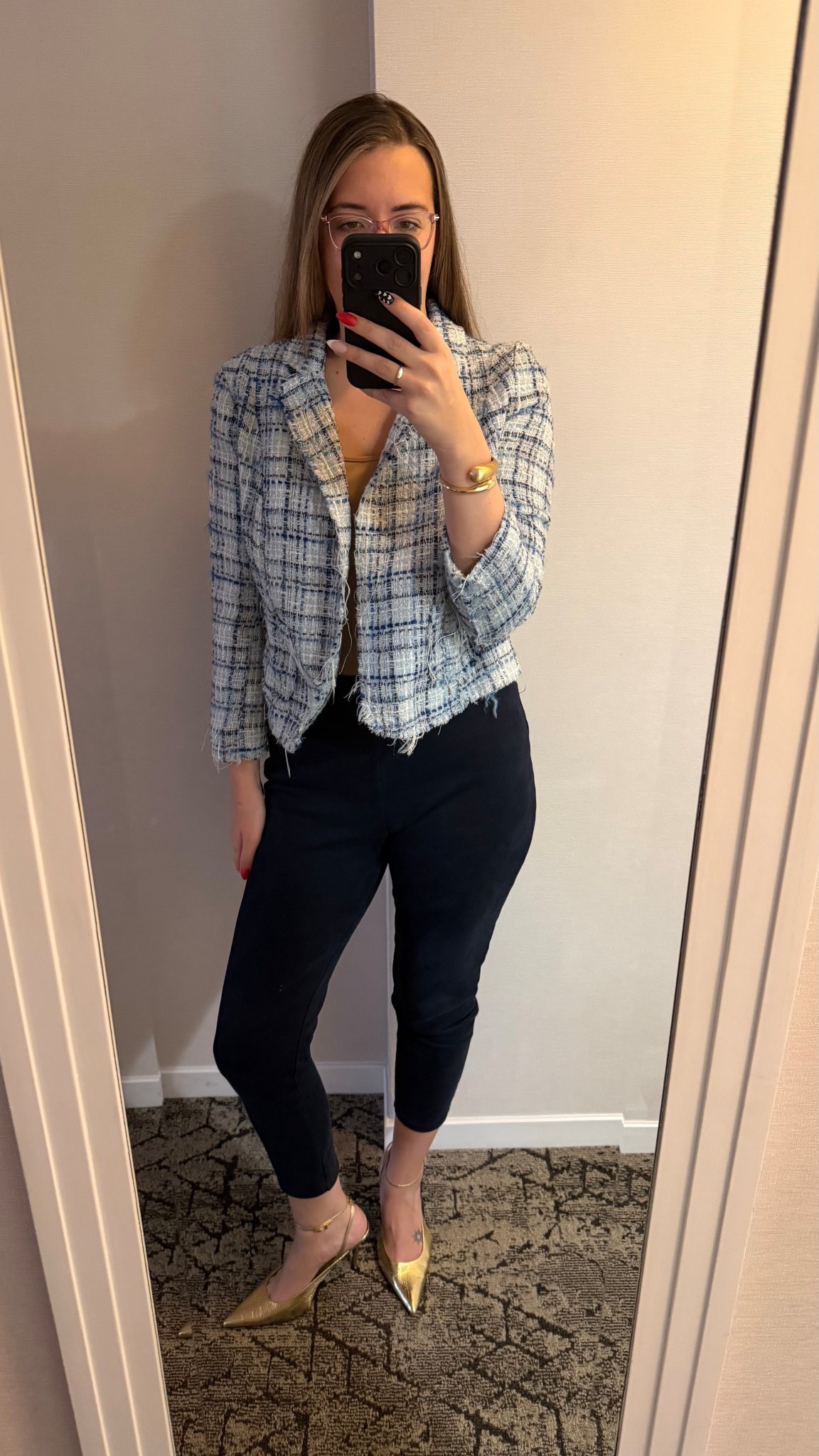 Still trying to decide if these heels @ASOS make me feel 100% boss or 120% ‘please don’t run errands in these’ 😉
Blue velvet + plaid blazer = my go-to ‘put together but still me’ energy ✨

#OOTDGoals #WorkStyleVibes #VelvetMood | professional outfits | office style | chic workwear | blazer outfit | fashion inspo

#LTKdayinmylife #LTKootd #LTKgrwm