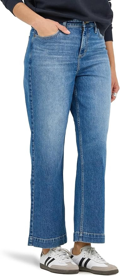 Lee Womens Legendary 26" Wide Leg Crop Jean | Amazon (US)