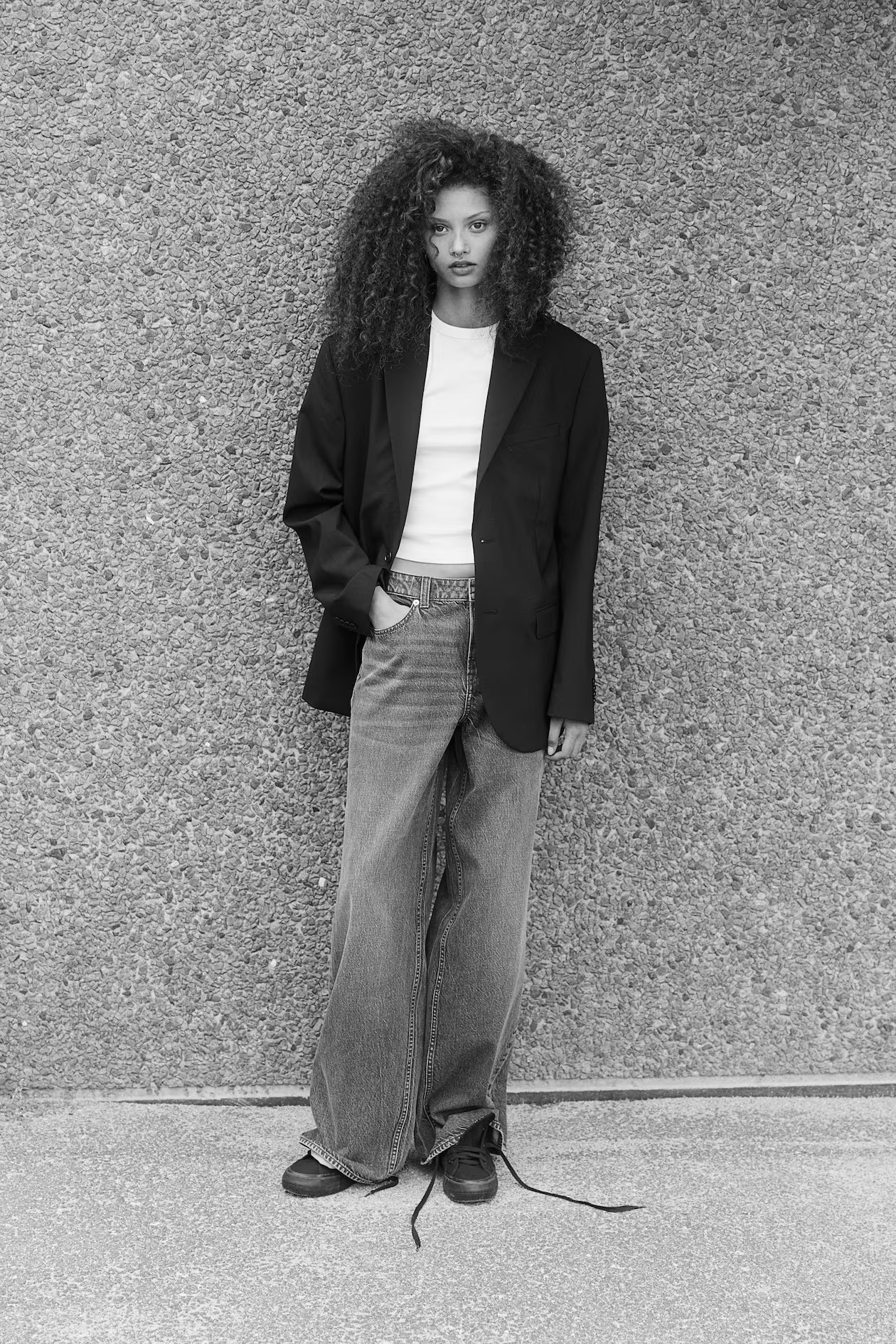 Baggy Regular Jeans - Regular waist - Extra-long legs - Black - Ladies | H&M US | H&M (US + CA)