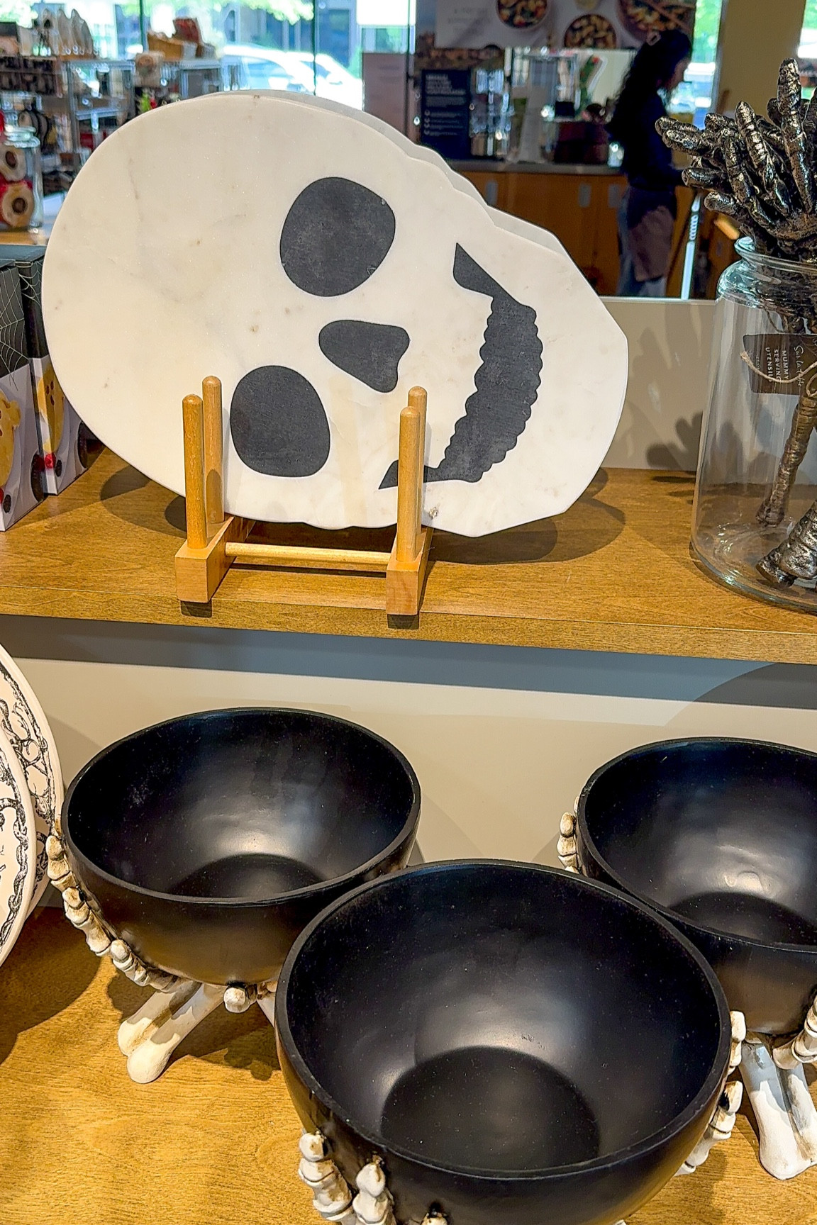 Halloween kitchen finds

#LTKSeasonal #LTKSaleAlert #LTKHome