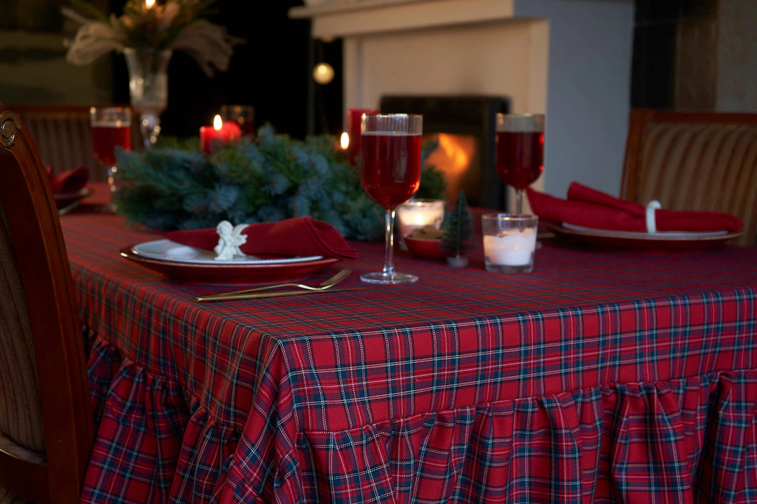 Red Tartan Ruffle Tablecloth - Christmas Plaid Tablecloth - Rustic Farmhouse Holiday Décor | Cus... | Etsy (US)