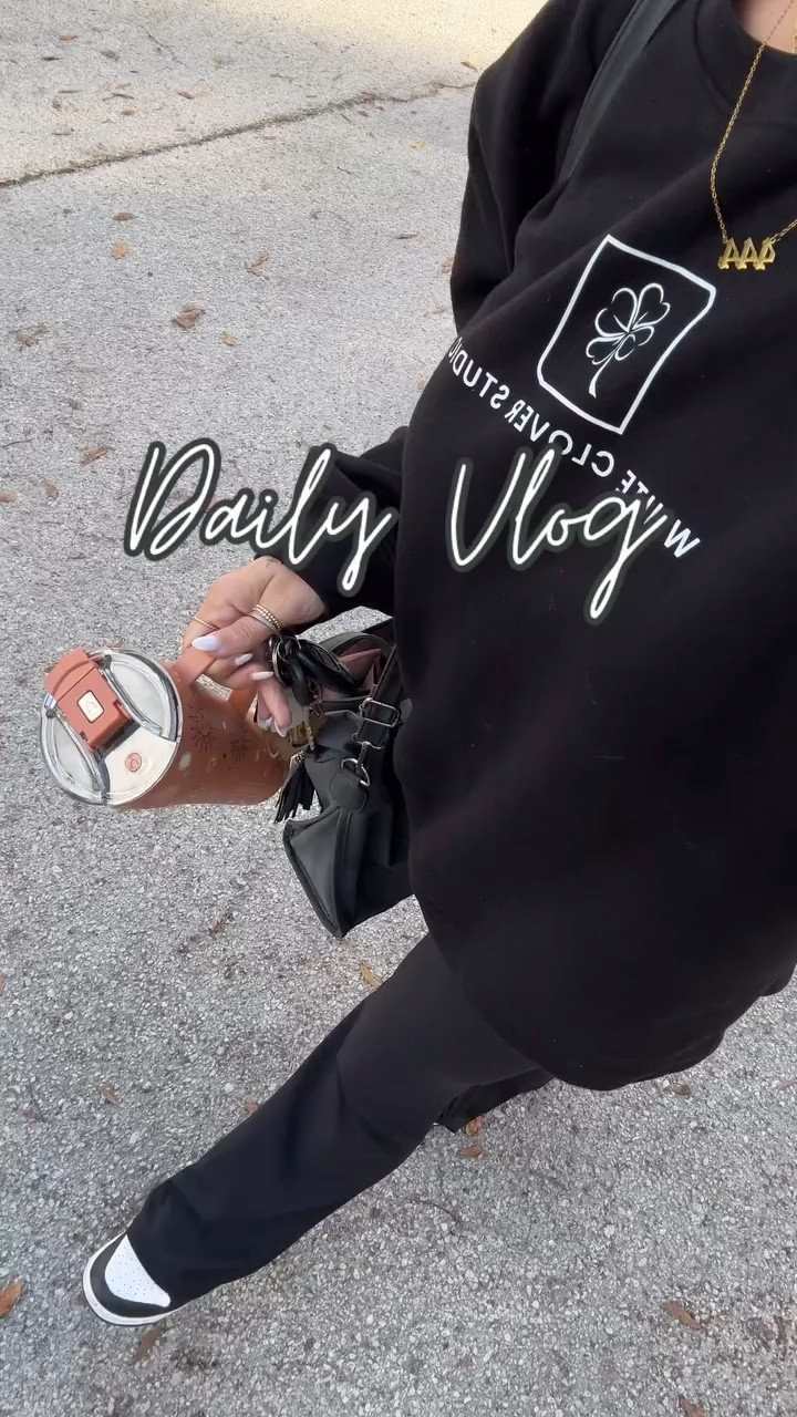 Remember when I said I had some life changes? Here they are! Spend the afternoon with me while I go from working girl to mom mode. 

#relatablemomcontent #dailyvlogging #afterworkvlog #momvlogs 

Daily vlog, blog as, daily vlogging, working mom, mom life, relatable mom content, spend the night with me, lifestyle changes, lifestyle content