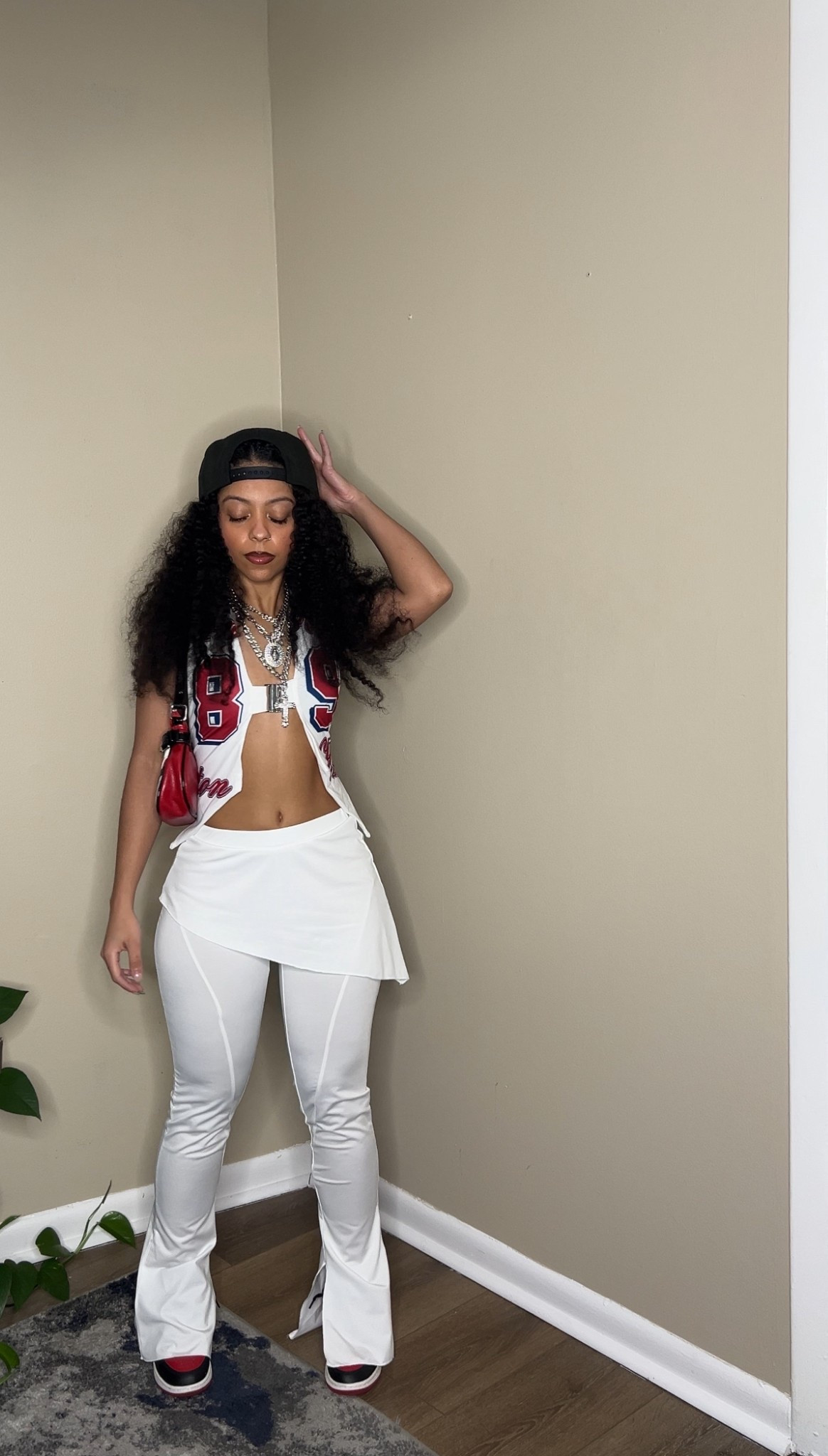 Top and bottom: size 2 (true to size) 

#LTKSeasonal #LTKStyleTip #LTKSaleAlert