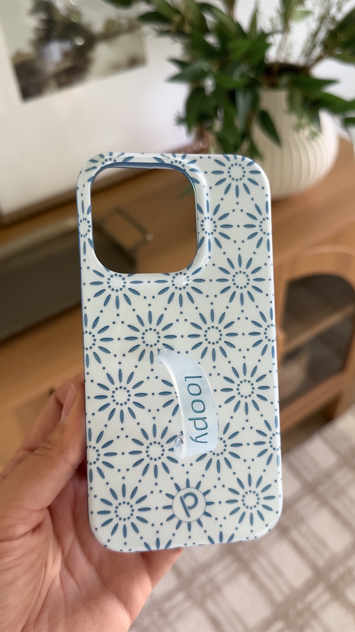 New phone case for spring 🌊 

#LTKSeasonal #LTKFindsUnder50