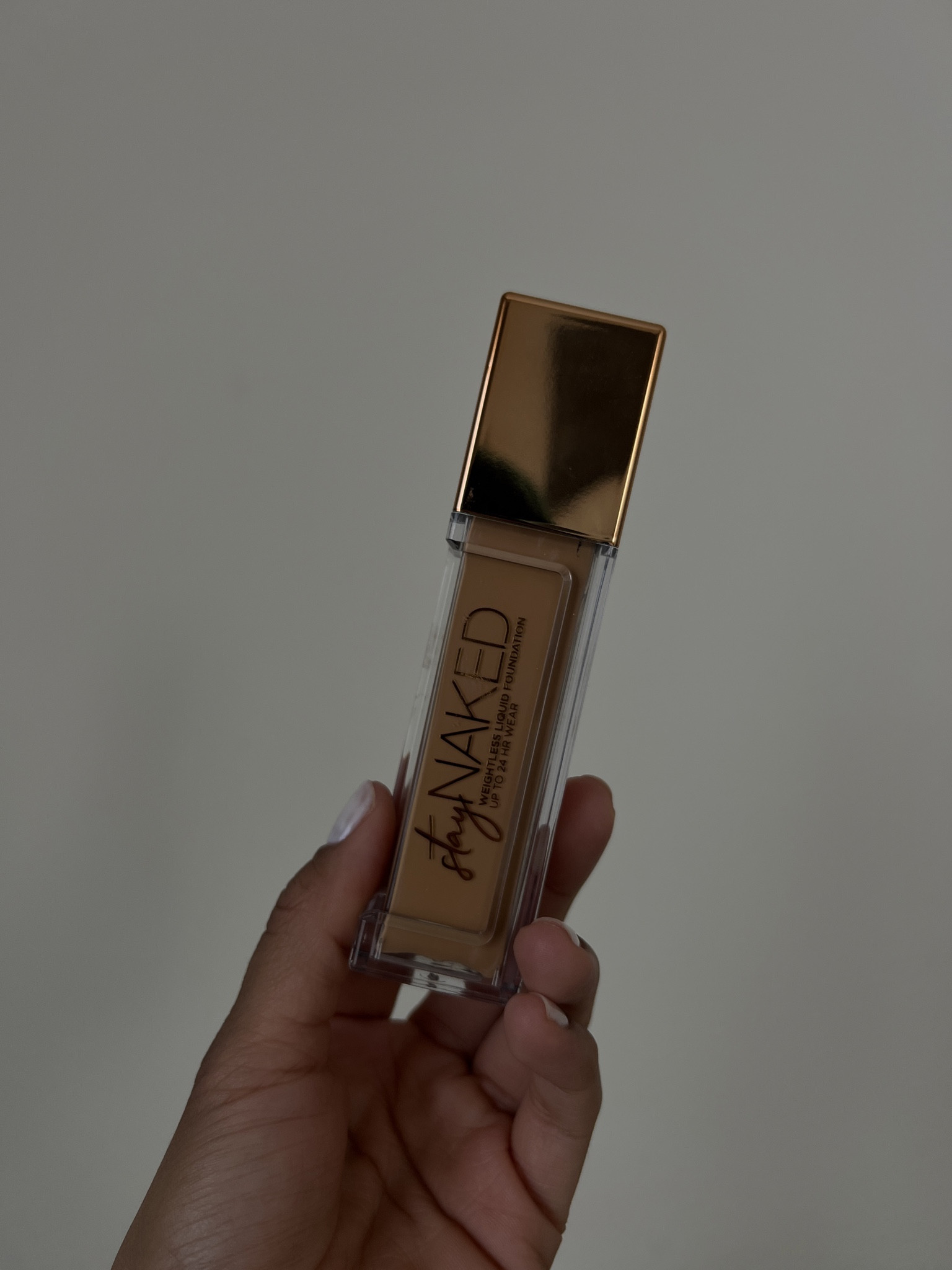 the best foundation for oily skin #urbandecay #staynakedweightlessliquidfoundation #foundation #oilskinfoundation 

#LTKbeauty #LTKU #LTKfindsunder100