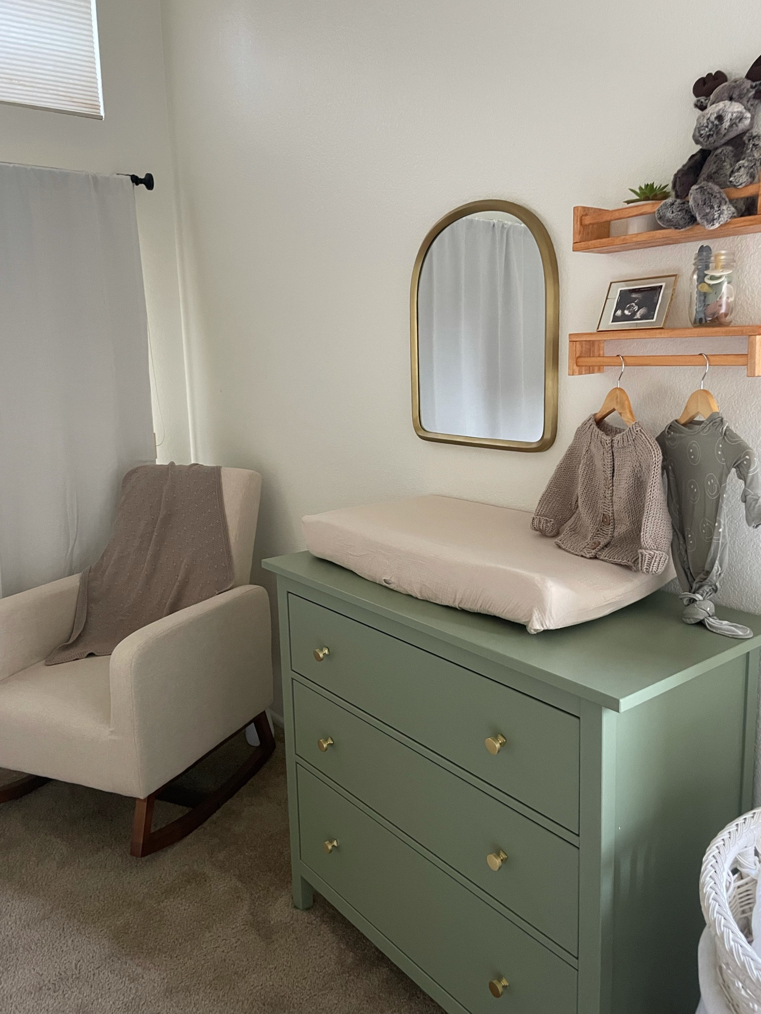 shared nursery + bedroom 