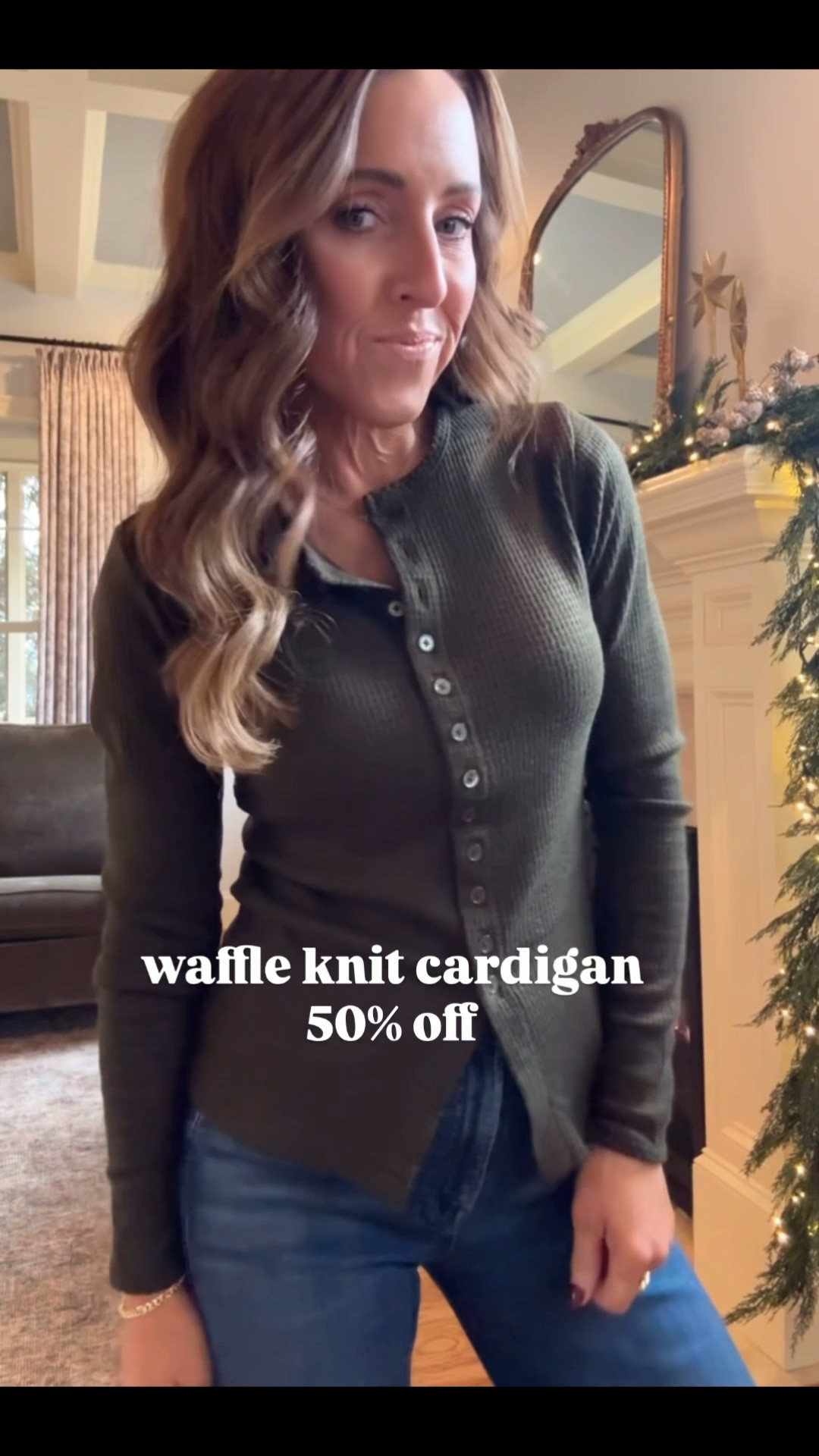 Waffle knit cutaway cardigan. 50% off with code HOLIDAY. Waffle knit. Madewell. 
Size XS. 

#LTKSeasonal #LTKOver40 #LTKSaleAlert