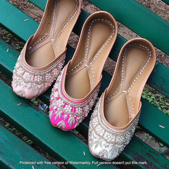 Pink Colour punjabi Jutti, Leather Jutti, Bridal Jutti, Handmade Jutti, Gold Colour Jutti, Punjab... | Etsy (US)