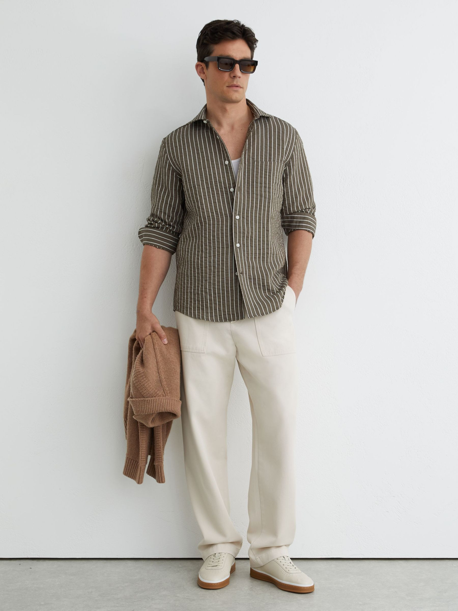 Modal-Blend Seersucker Pinstripe Shirt Regular-Fit in Vintage Green | Reiss US