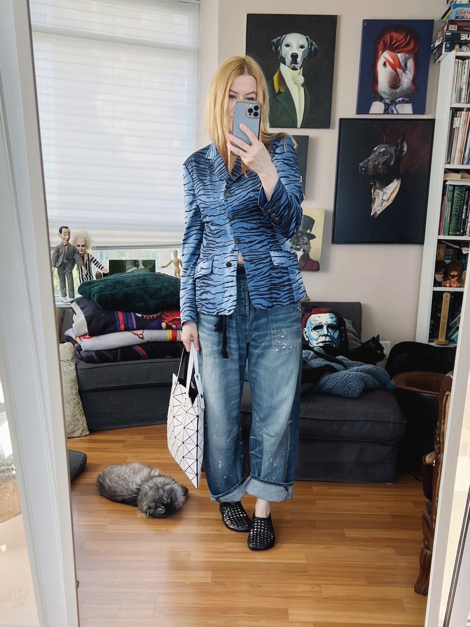 Style tip: buy something because you love it not because it’s trendy. I saw this vintage 90s Moschino blazer on eBay and knew that I wanted it the moment I saw it. 
Bag and blazer are secondhand. I included this blazer in another size in my most recent capsule about secondhand shopping. 

•
#springlook  #torontostylist #vintagemoschino #StyleOver40  #secondhandFind #vintagestyle #fashionstylist #slowfashion #FashionOver40  #MumStyle #genX #genXStyle #shopSecondhand #genXInfluencer #genXblogger #secondhandDesigner #Over40Style #40PlusStyle #Stylish40

#LTKStyleTip #LTKOver40 #LTKSeasonal