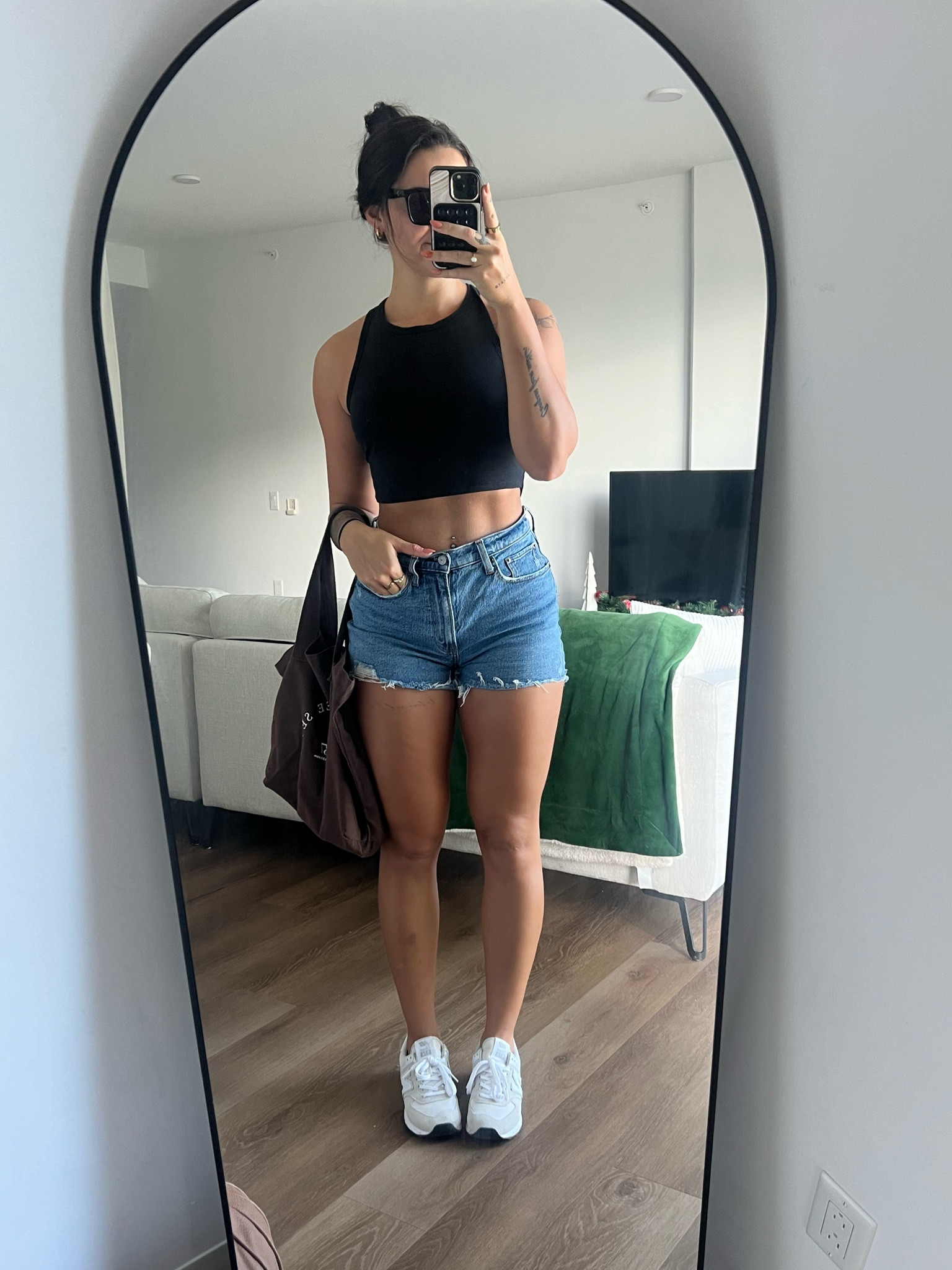 Simply farmers market fit

Tank is P’tula - ribbed crop tank! Code CAITLYN to save 

Size 27 in shorts 

#LTKfindsunder100 #LTKGiftGuide #LTKstyletip