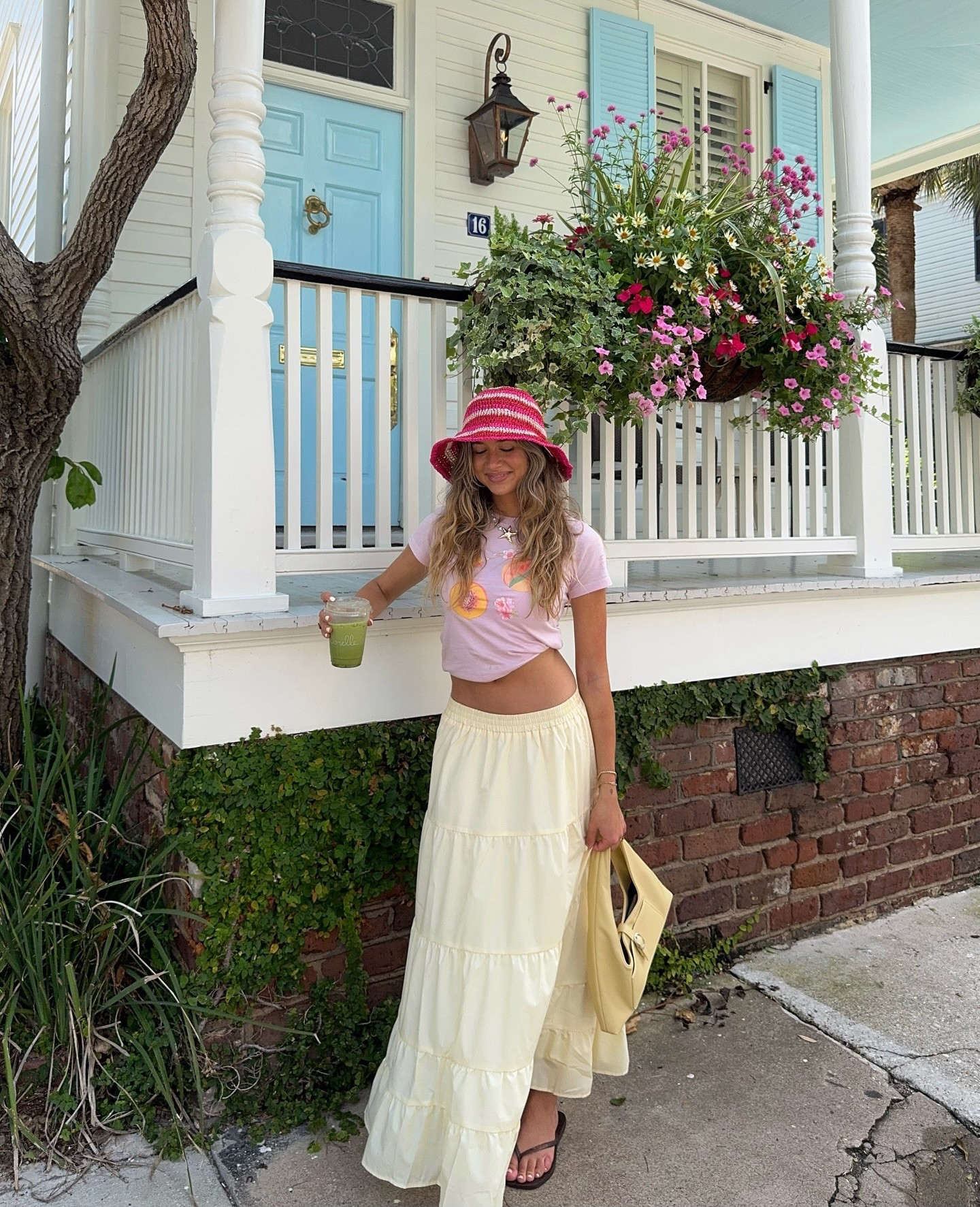 the start of charleston summer! 🍧🌺🐬 wearing @princesspollyboutique code: ALEXISM