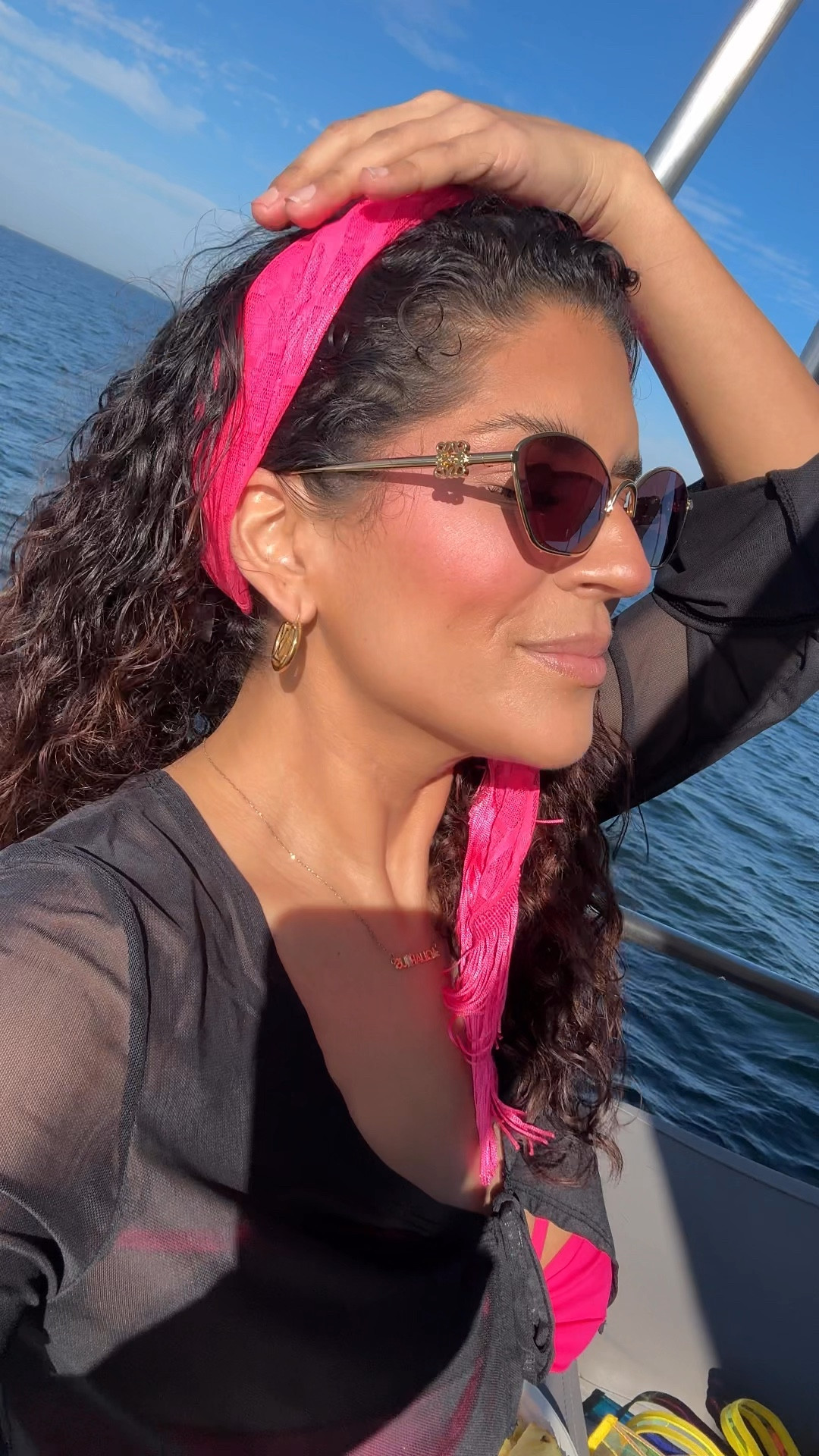 My new #Loewe Sunnies are so chic and perfect for the spring and summer time 😎 #sunglasses #spring 

#LTKstyletip #LTKVideo #LTKSeasonal