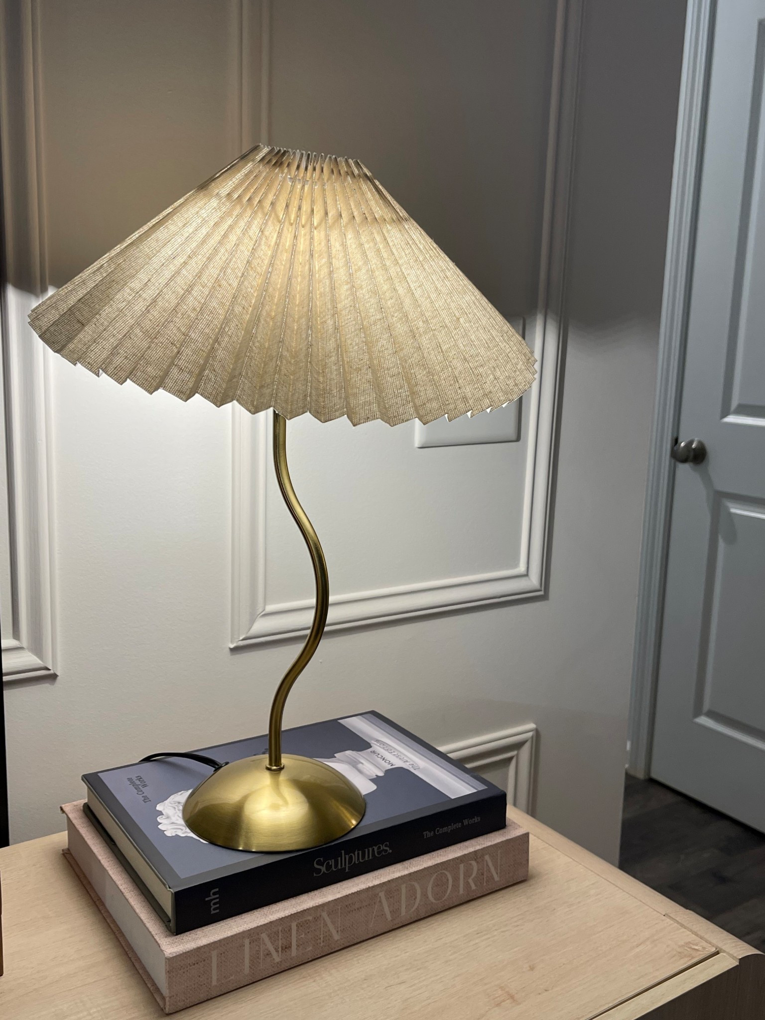Wavy table lamp in color gold. 

#LTKValentine #LTKSeasonal #LTKHome