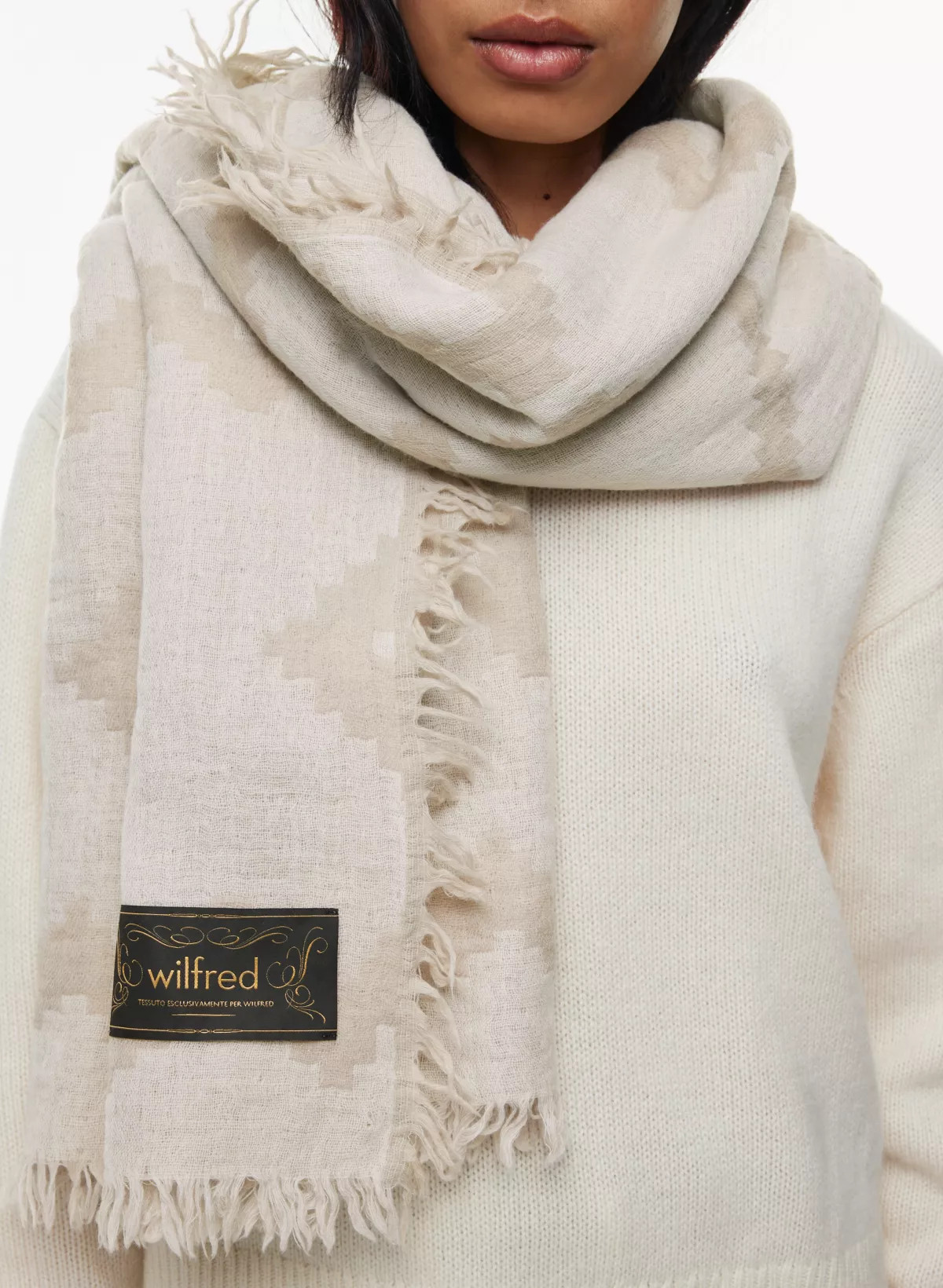 DIAMOND MOSAIC BLANKET SCARF | Aritzia