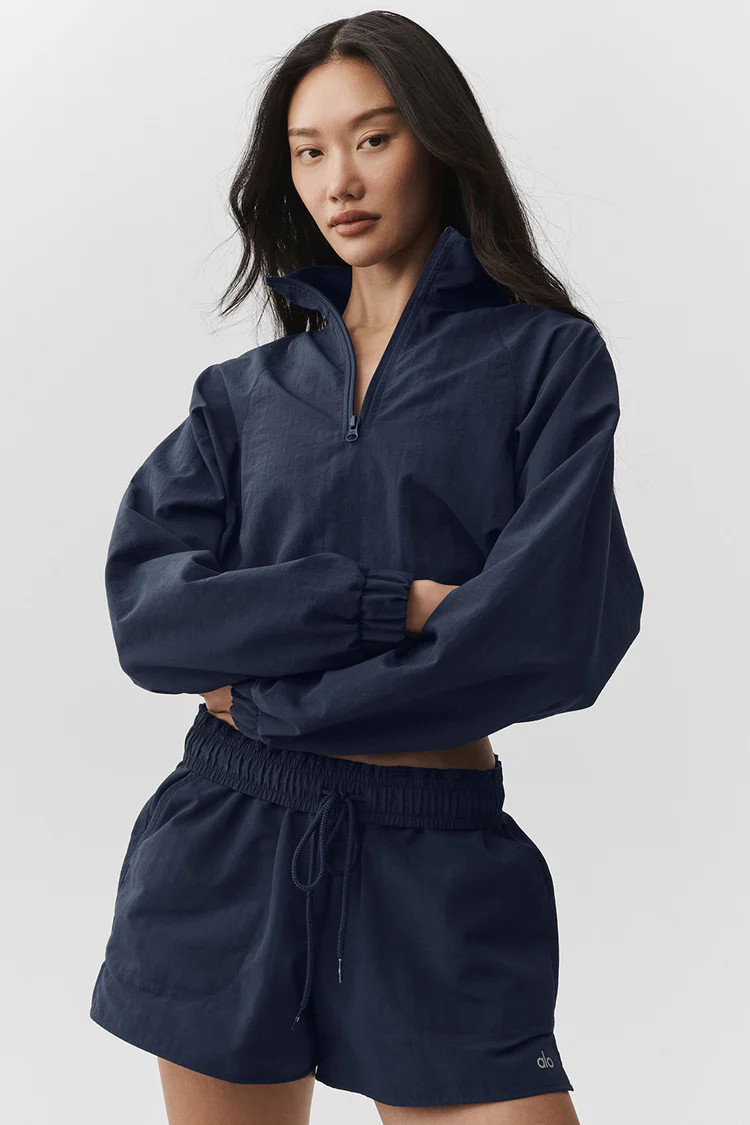 Cropped 1/4 Zip Alumni Pullover - Navy | Alo Yoga (US)