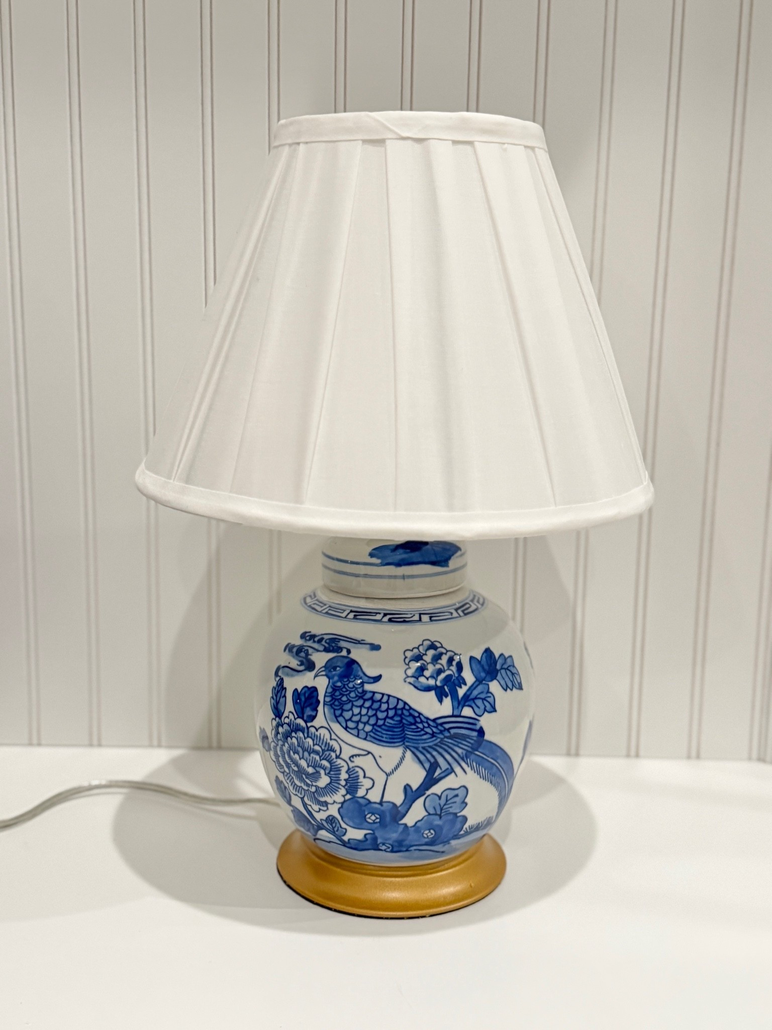 Small ginger jar lamp 💙✨ blue and white chinoiserie lamp pleated lamp shade kitchen lamp small table lamp

#LTKHome #LTKdayinmylife #LTKootd